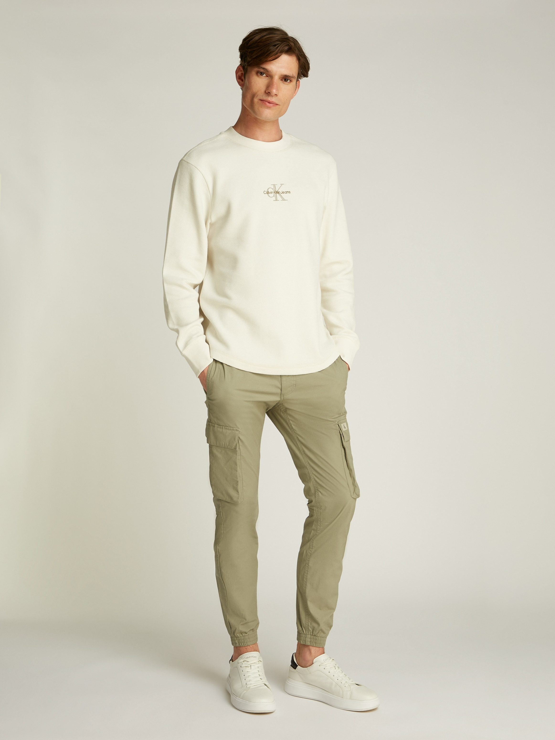 Calvin Klein Cargobroek SKINNY CARGO met logopatch