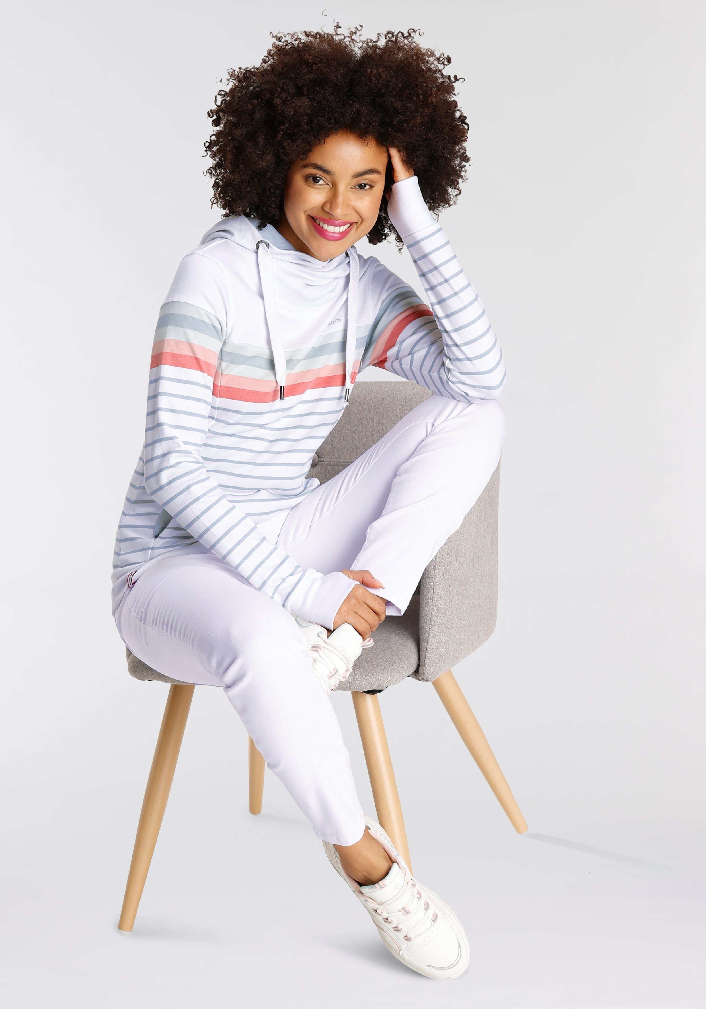 KangaROOS Hoodie Lange mouwen met duimgaten, comfortabel gesneden en heupbedekkend