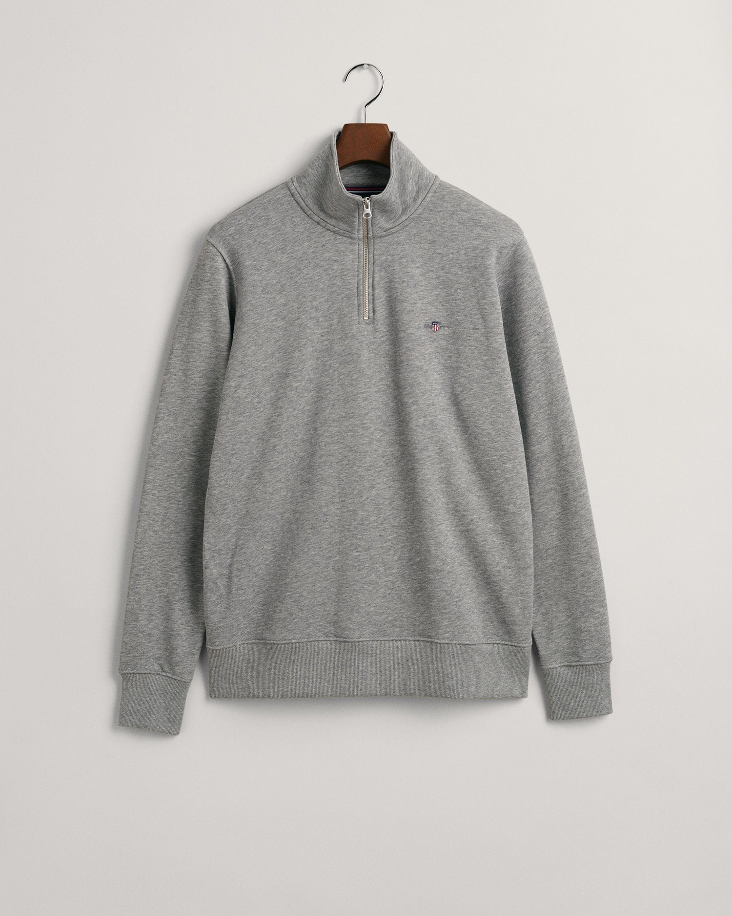 Gant Sweatshirt REG SHIELD HALF ZIP SWEAT met logoborduursel op borsthoogte