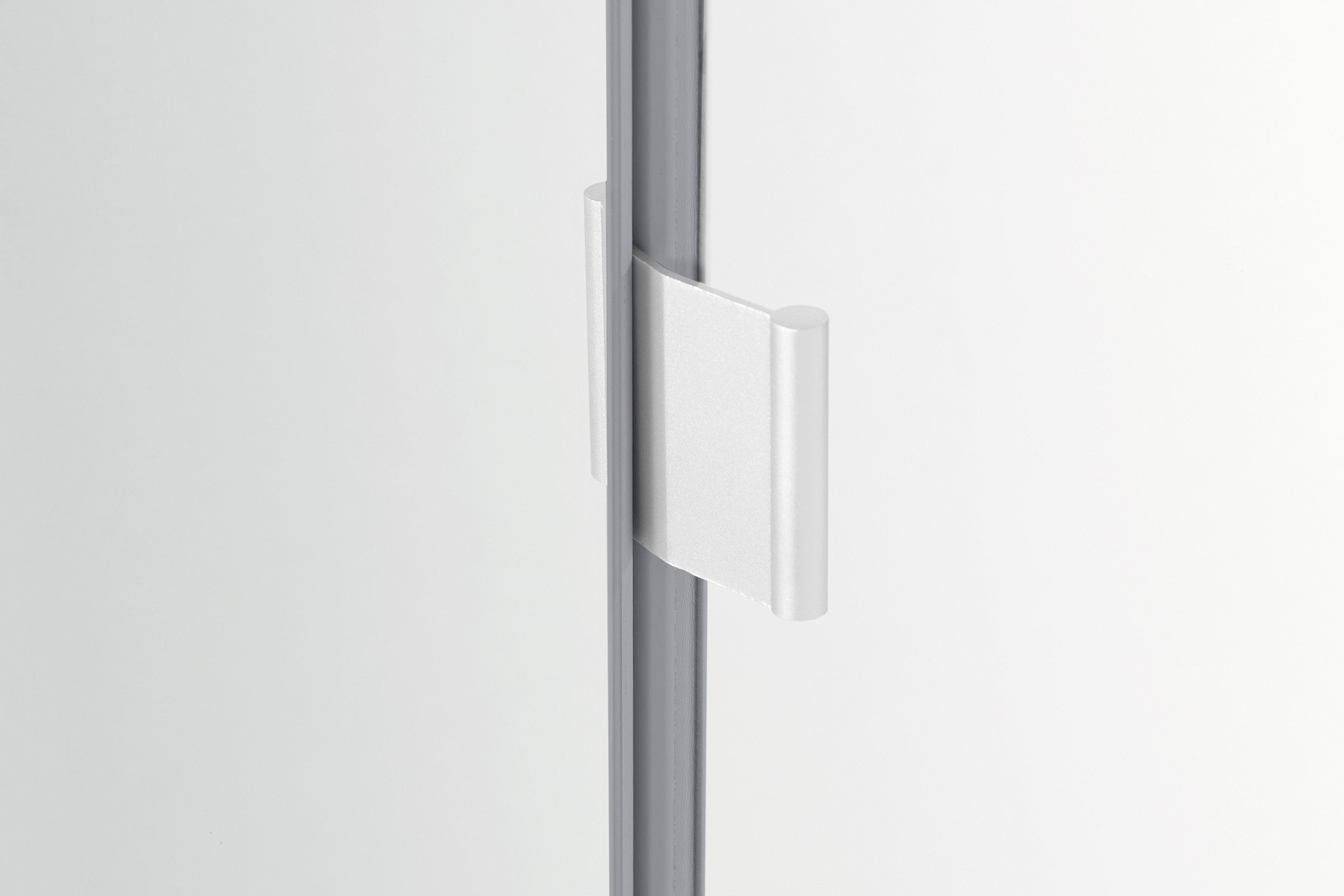 rauch Draaideurkast Kledingkast kast garderobe TOPSELLER OTELI incl. binnenindeling met 3 binnenlades extra planken optioneel met spiegel made in germany