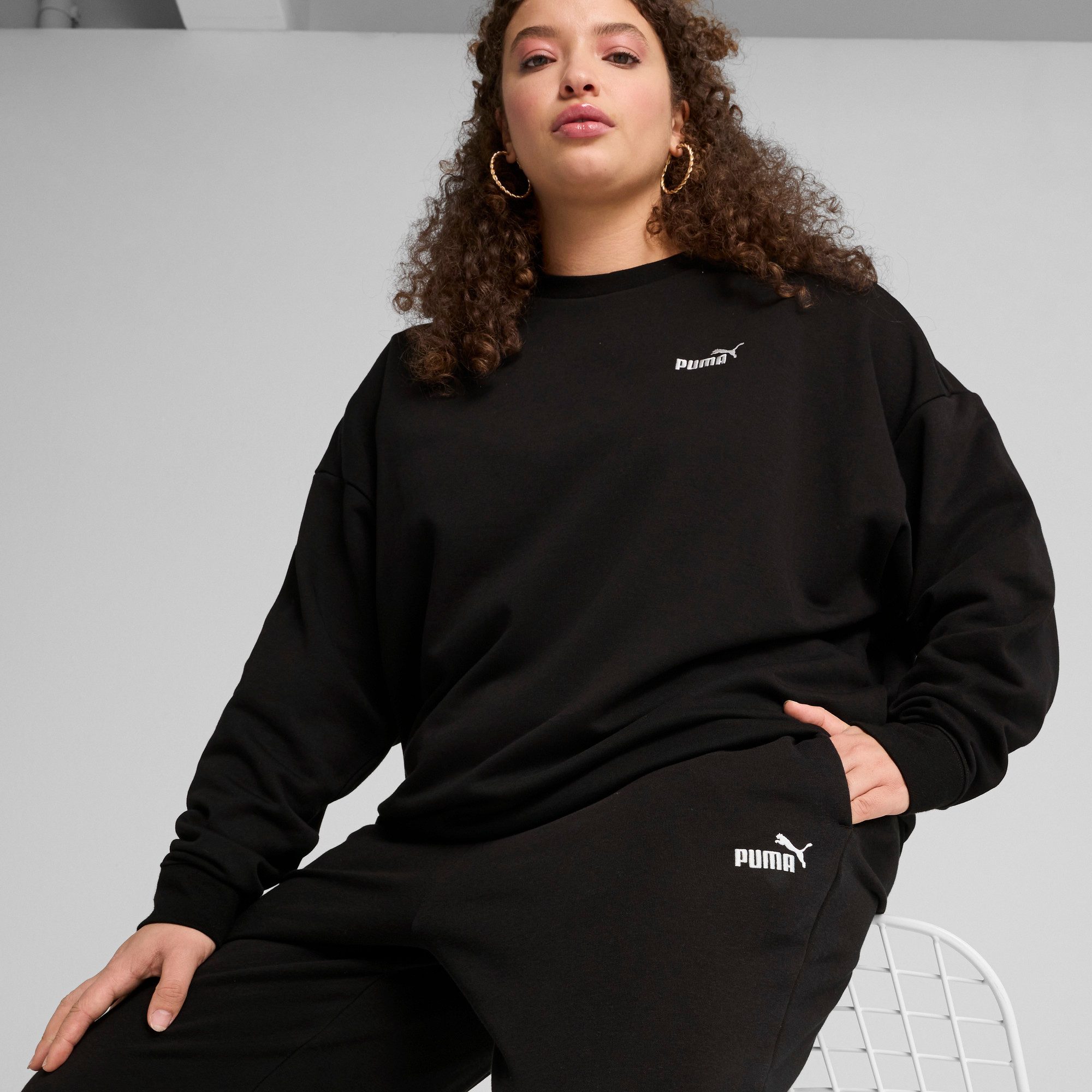 PUMA Trainingsbroek ESS SMALL NO. 1 LOGO SWEATPANTS TR OP