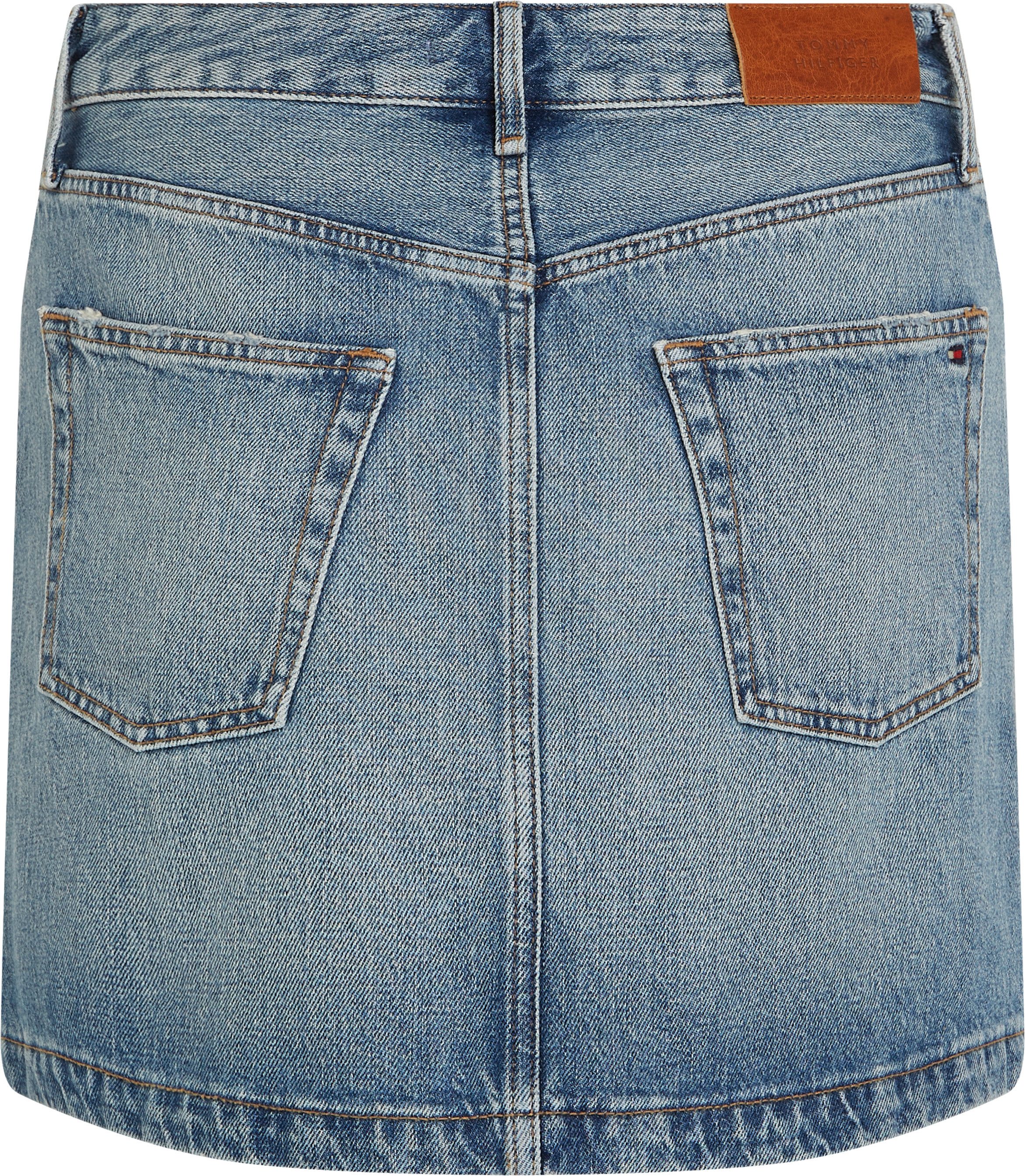 Tommy Hilfiger Jeans rok DNM MINI SKIRT HW in lichte wassing met logo-badge borduring