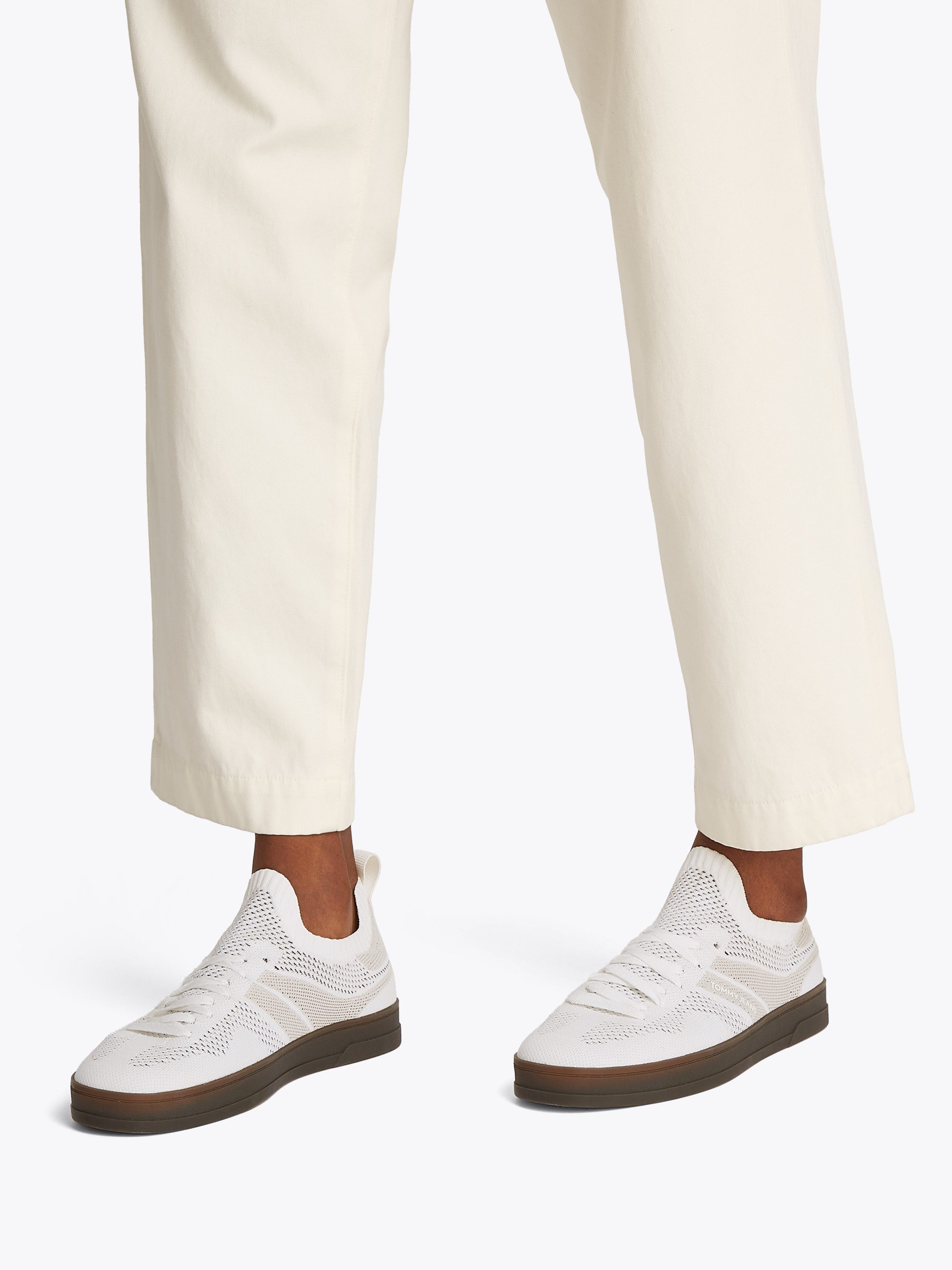 TOMMY JEANS Slip-on sneakers THE GREENWICH KNITTED , vrijetijdsschoen, halfschoen, instapschoen met praktische aantrek lus