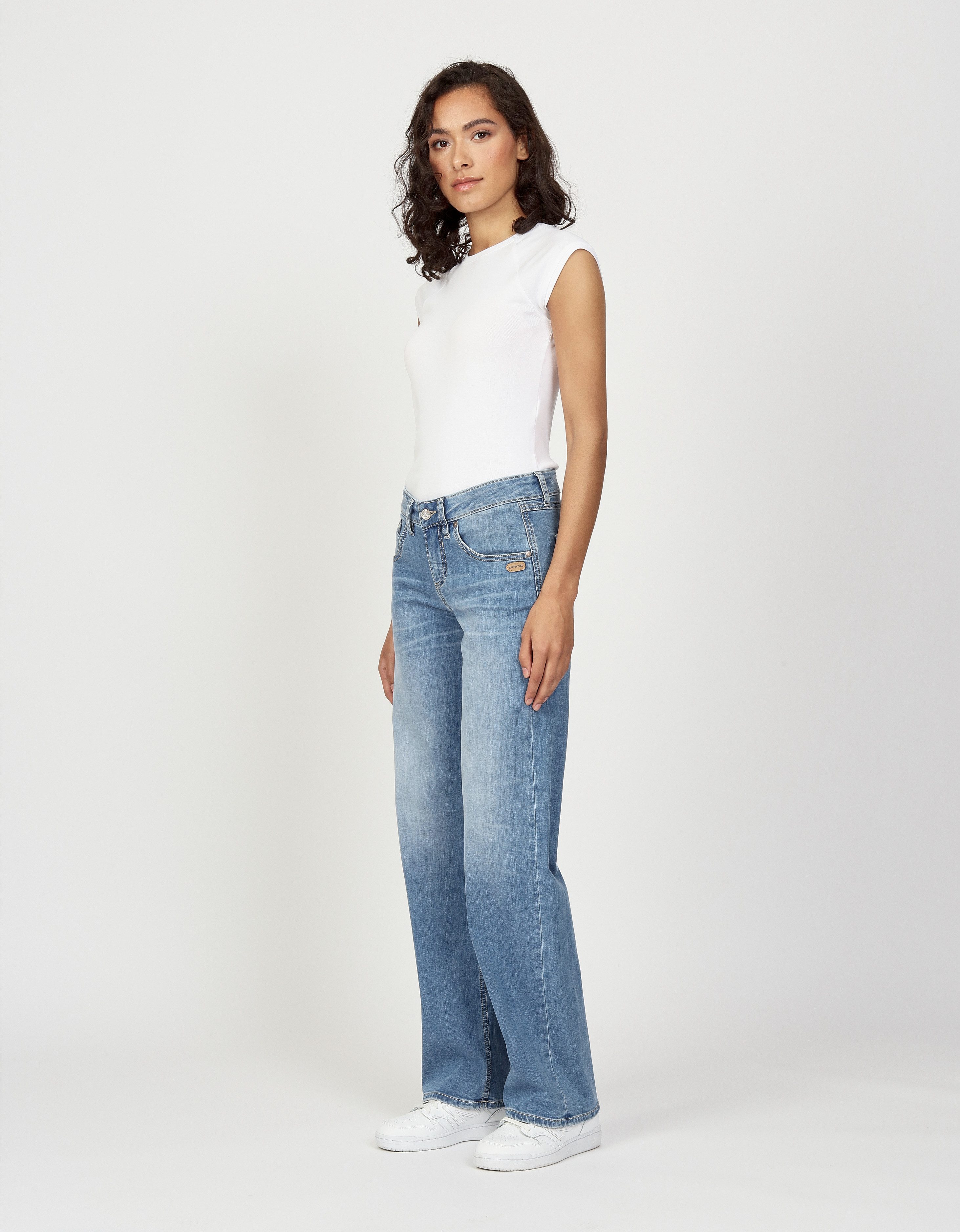 GANG Straight jeans 94RIVER met extra kleine achterzak