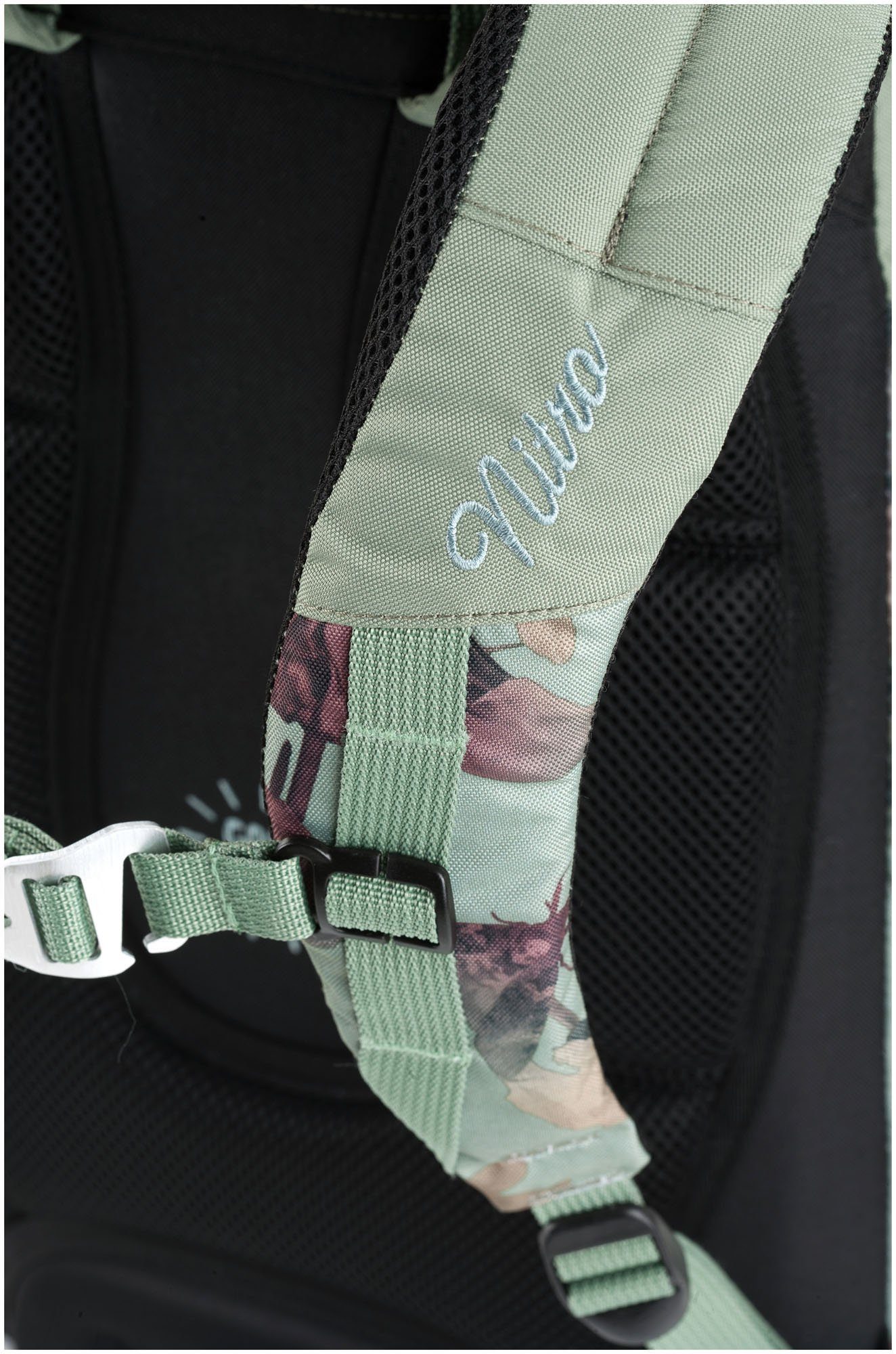 NITRO Vrijetijdsrugzak Daypacker met laptopvak, schoolrugzak, wandelaarsrugzak of streetpack
