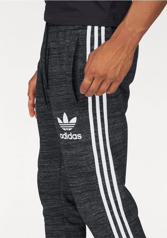 ADIDAS ORIGINALS joggingbroek »CLFN FT PANTS« ADIDAS ORIGINALS joggingbroek »CLFN FT PANTS«