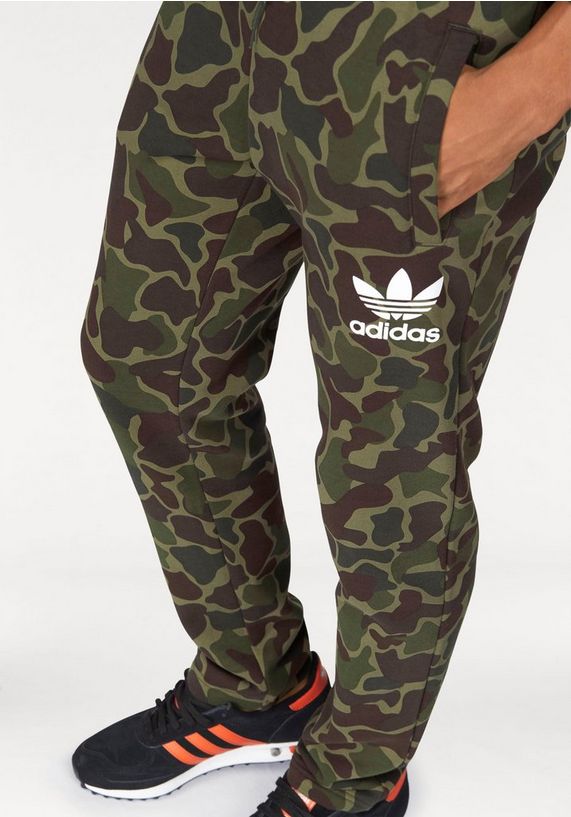 ADIDAS ORIGINALS sweatbroek »CAMO SWEATPANT« ADIDAS ORIGINALS sweatbroek »CAMO SWEATPANT«