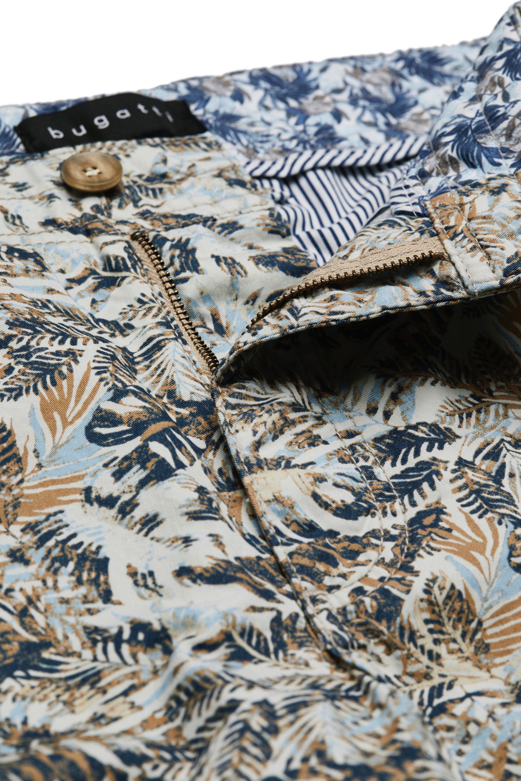 Bugatti Bermuda met grafische all-over print
