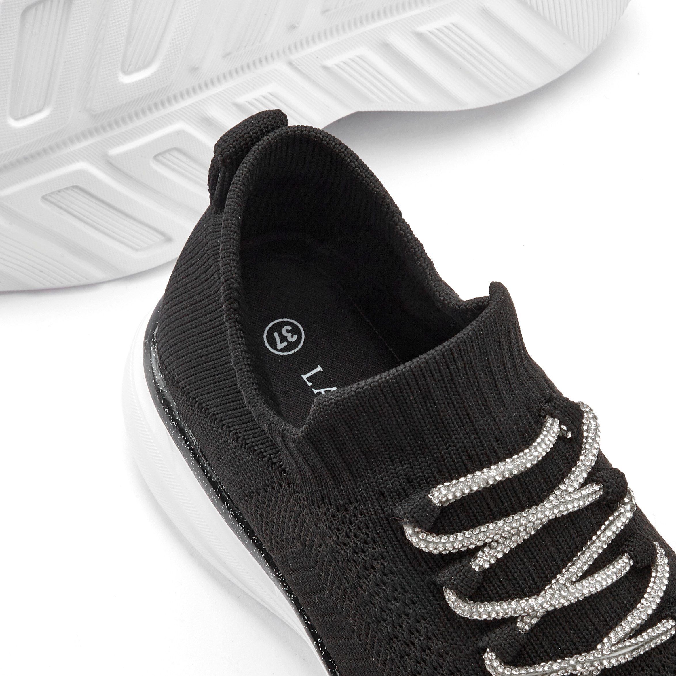 Lascana Sneakers met modieuze glinsterende veters vegan