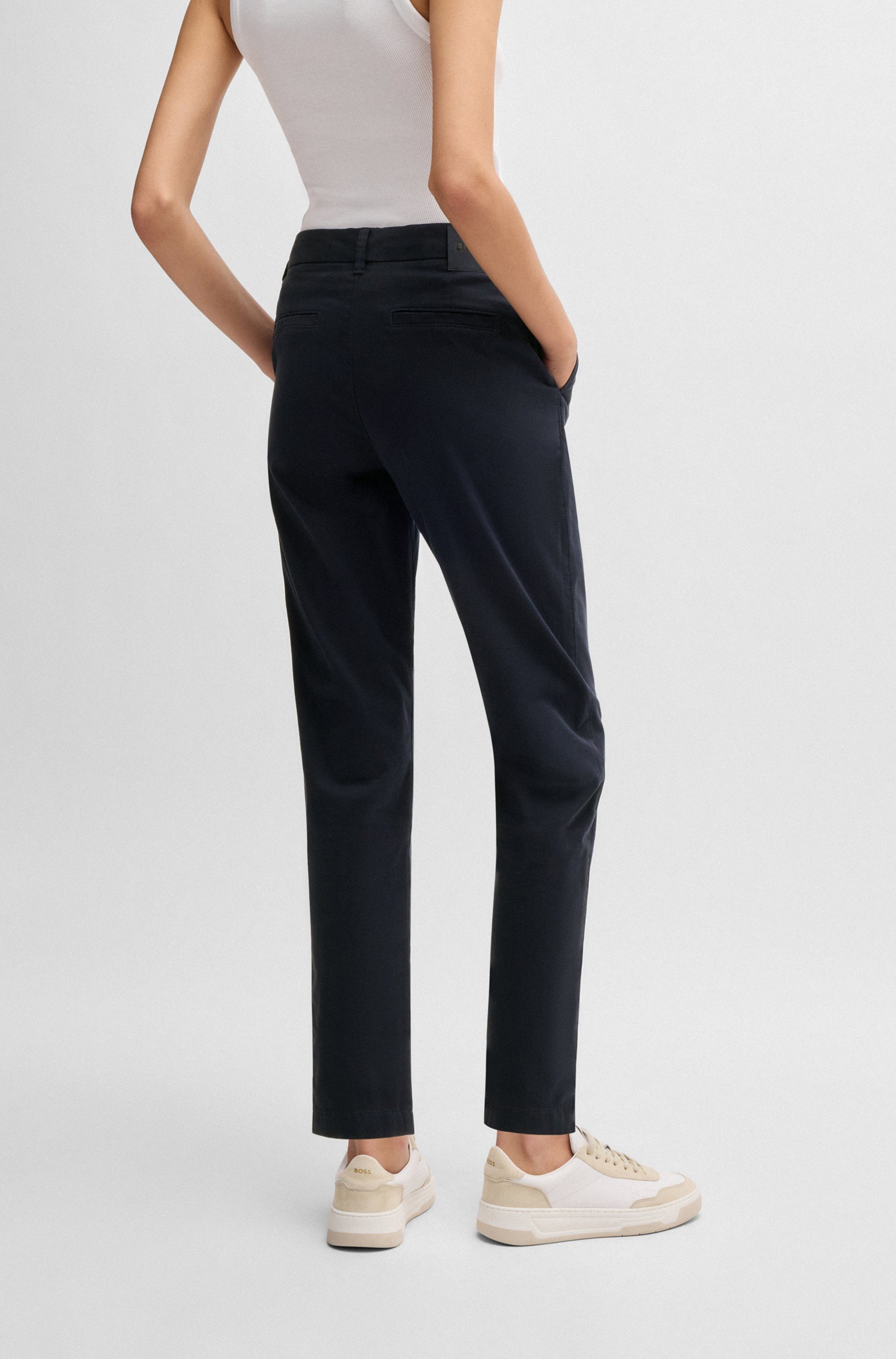 Boss Orange Geweven broek C_Tachini2-D met leren merklabel aan de achterkant van de tailleband