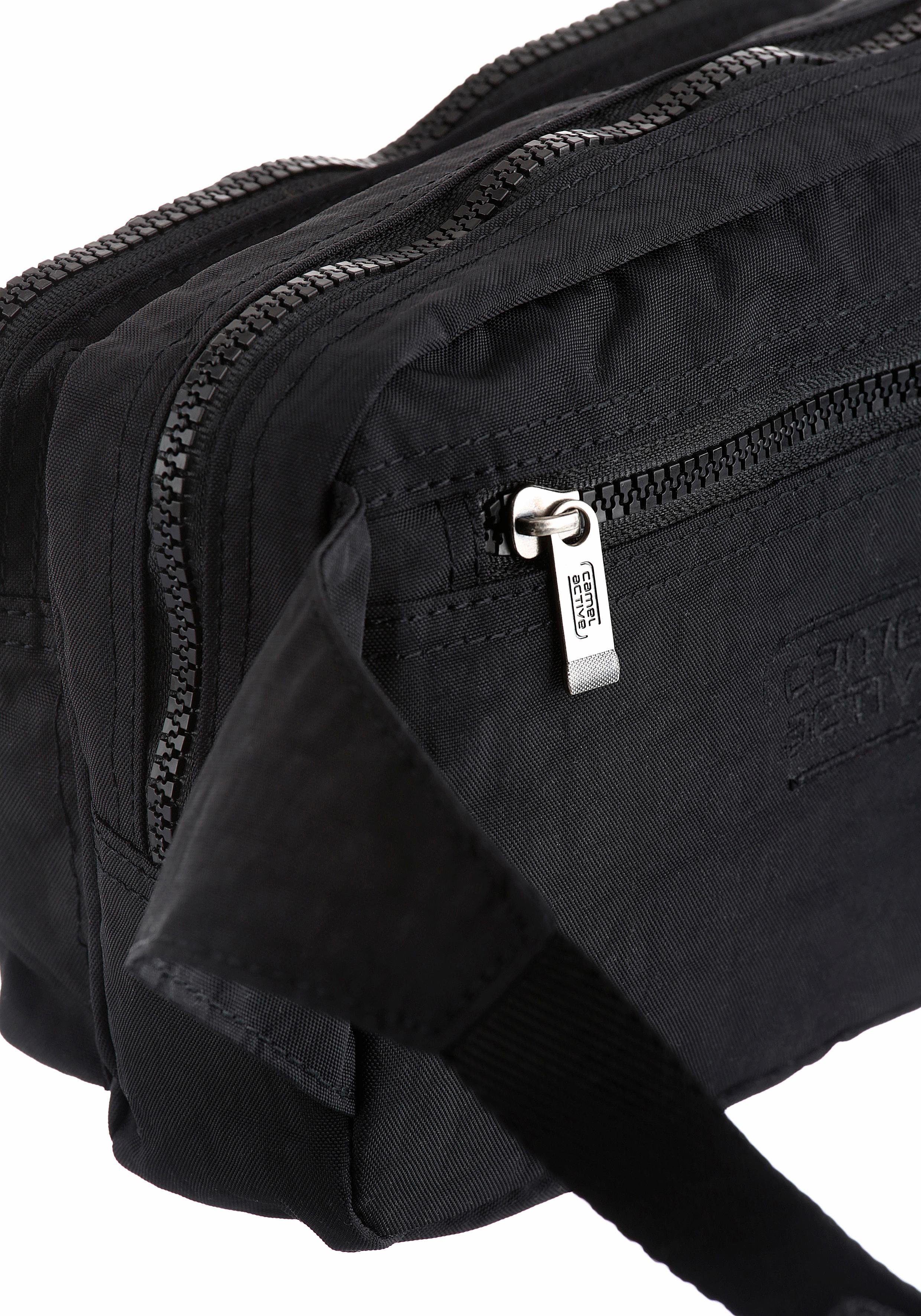 camel active Buiktasje Journey van licht robuust nylon, functioneel perfect voor alle levensomstandigheden