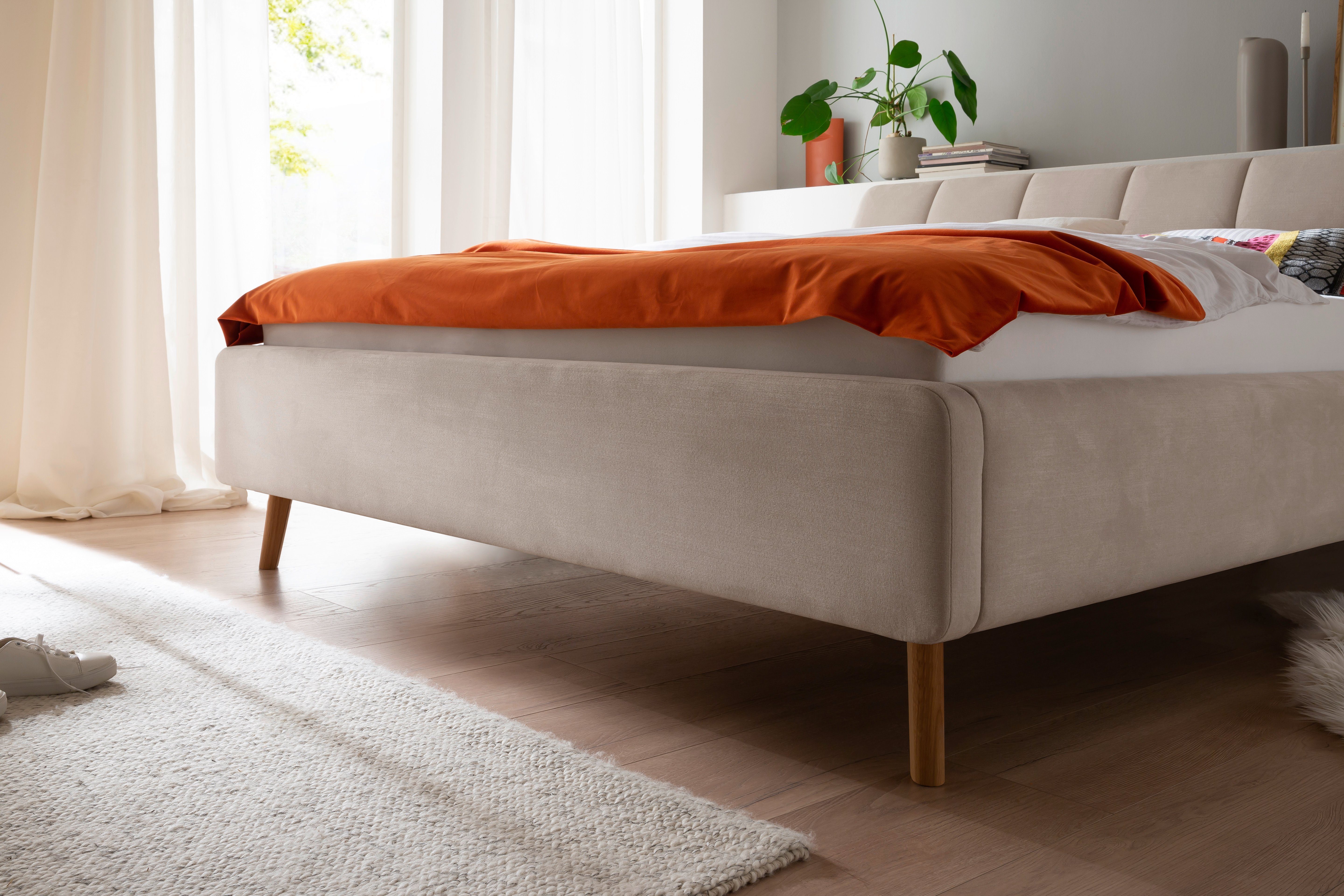 meise.möbel Gestoffeerd bed Mila met bedkist