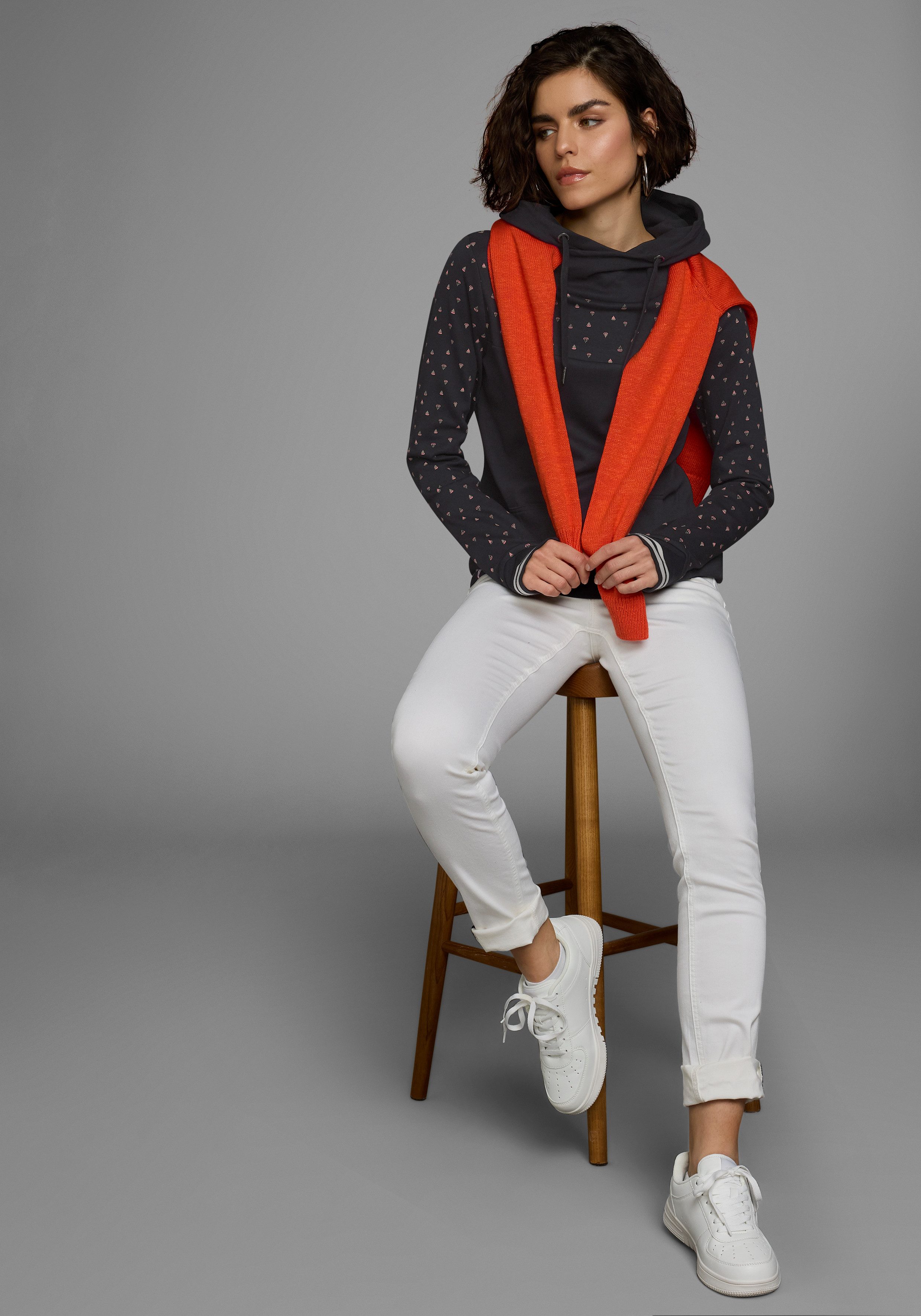 KangaROOS Hoodie Lange mouwen, figuurvolgende snit, van katoen, met capuchon