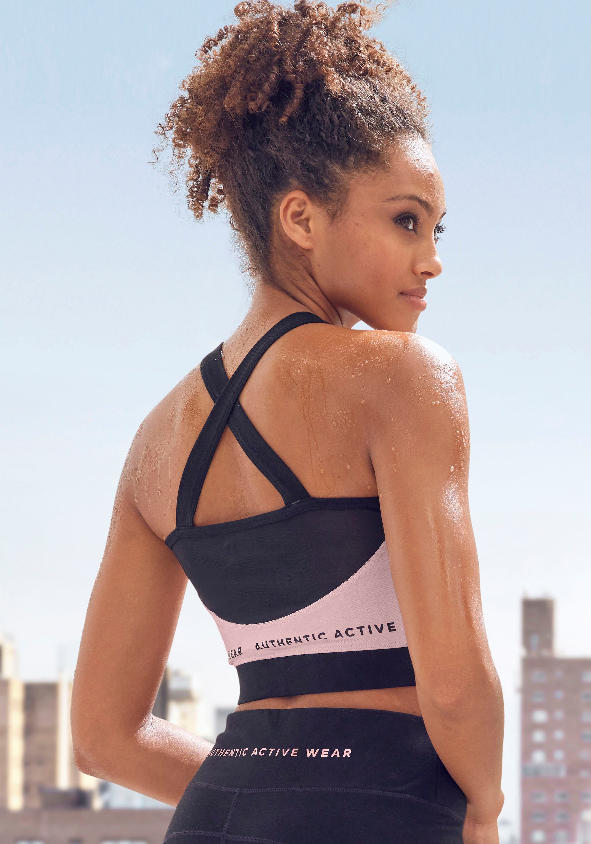 vivance active Crop-top -Sporttop met racerback