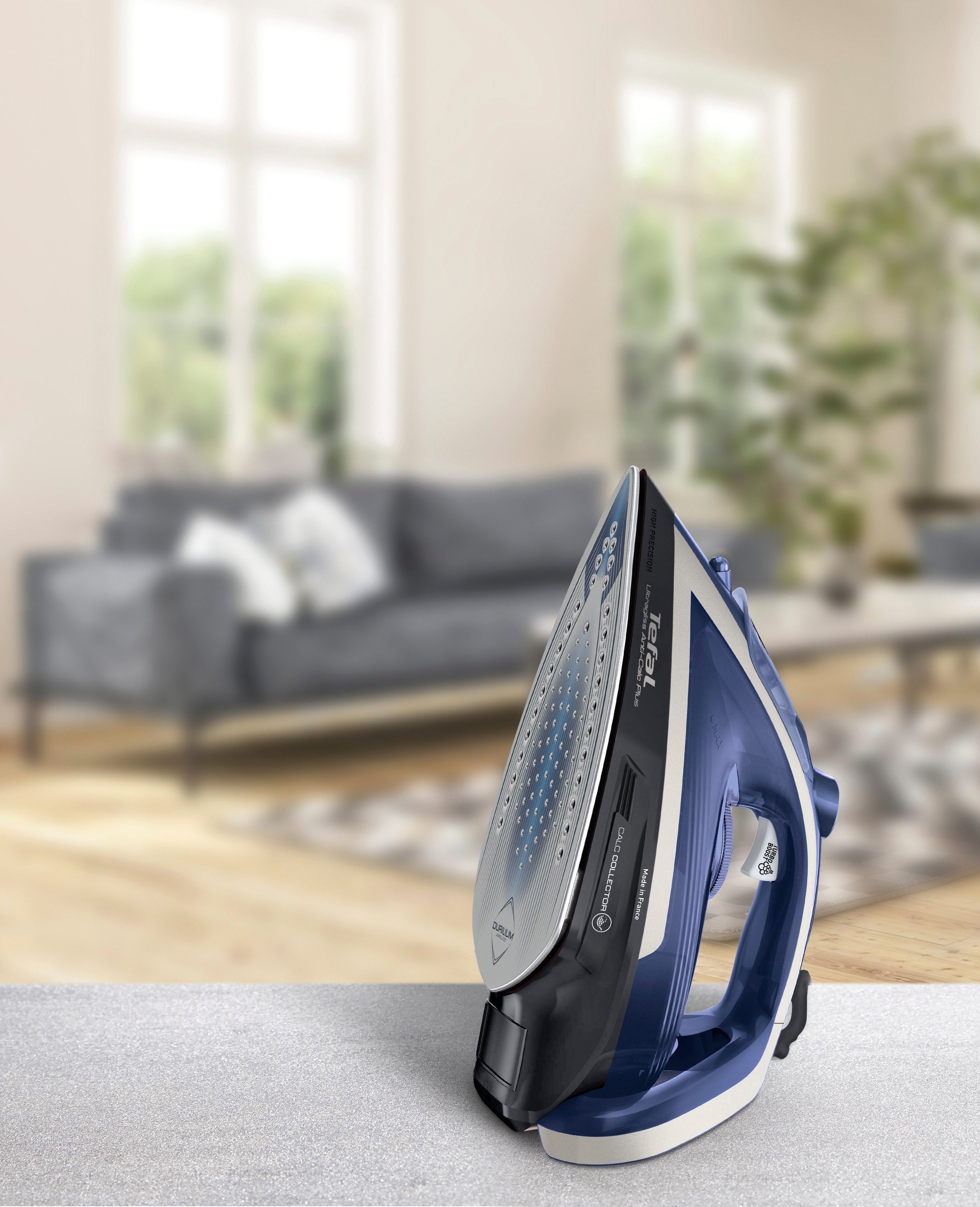 Tefal Stoomstrijkijzer Ultragliss Plus FV6846, 2800 Watt, afneembare kalkcollector,