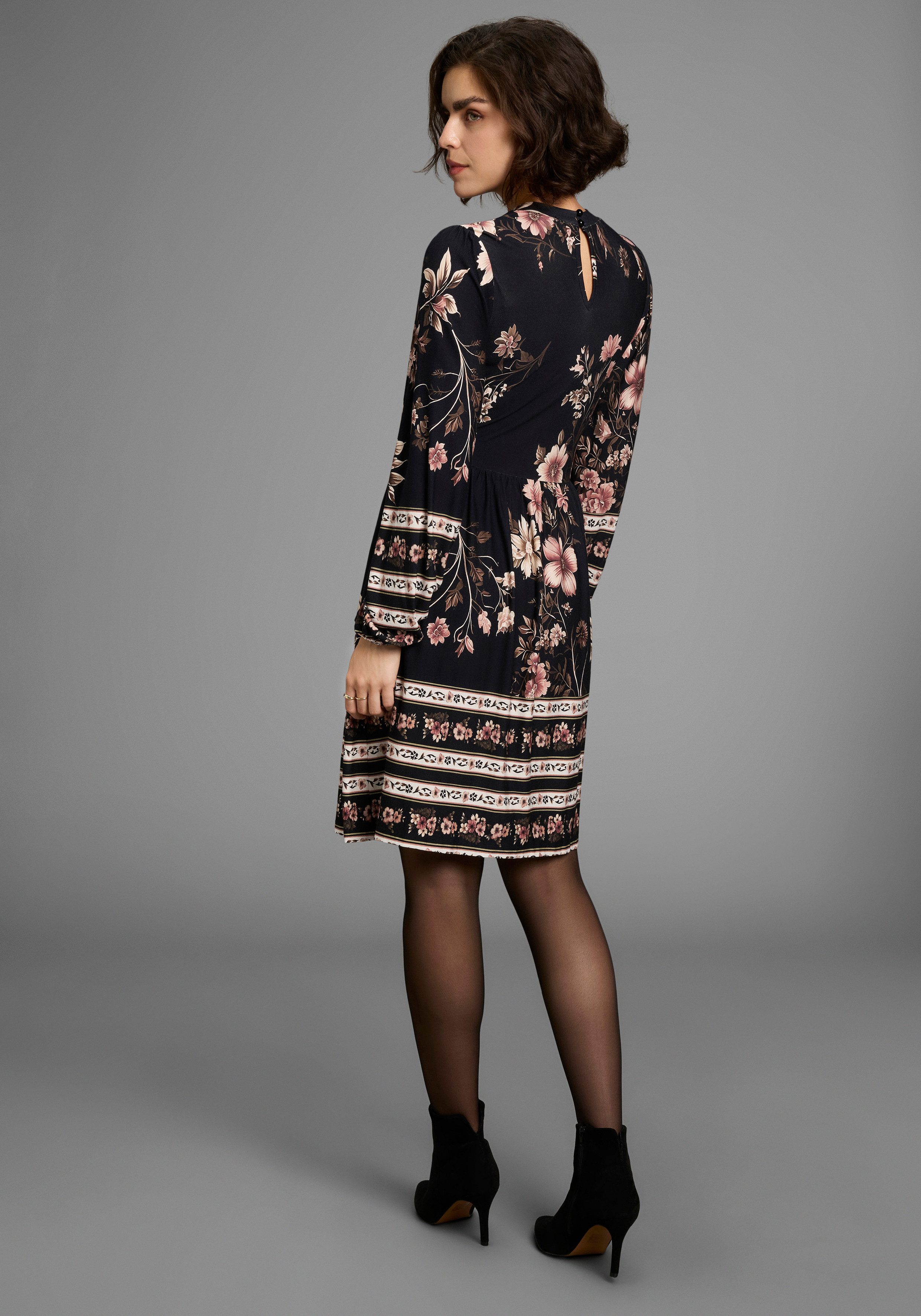 Laura Scott Jerseyjurk