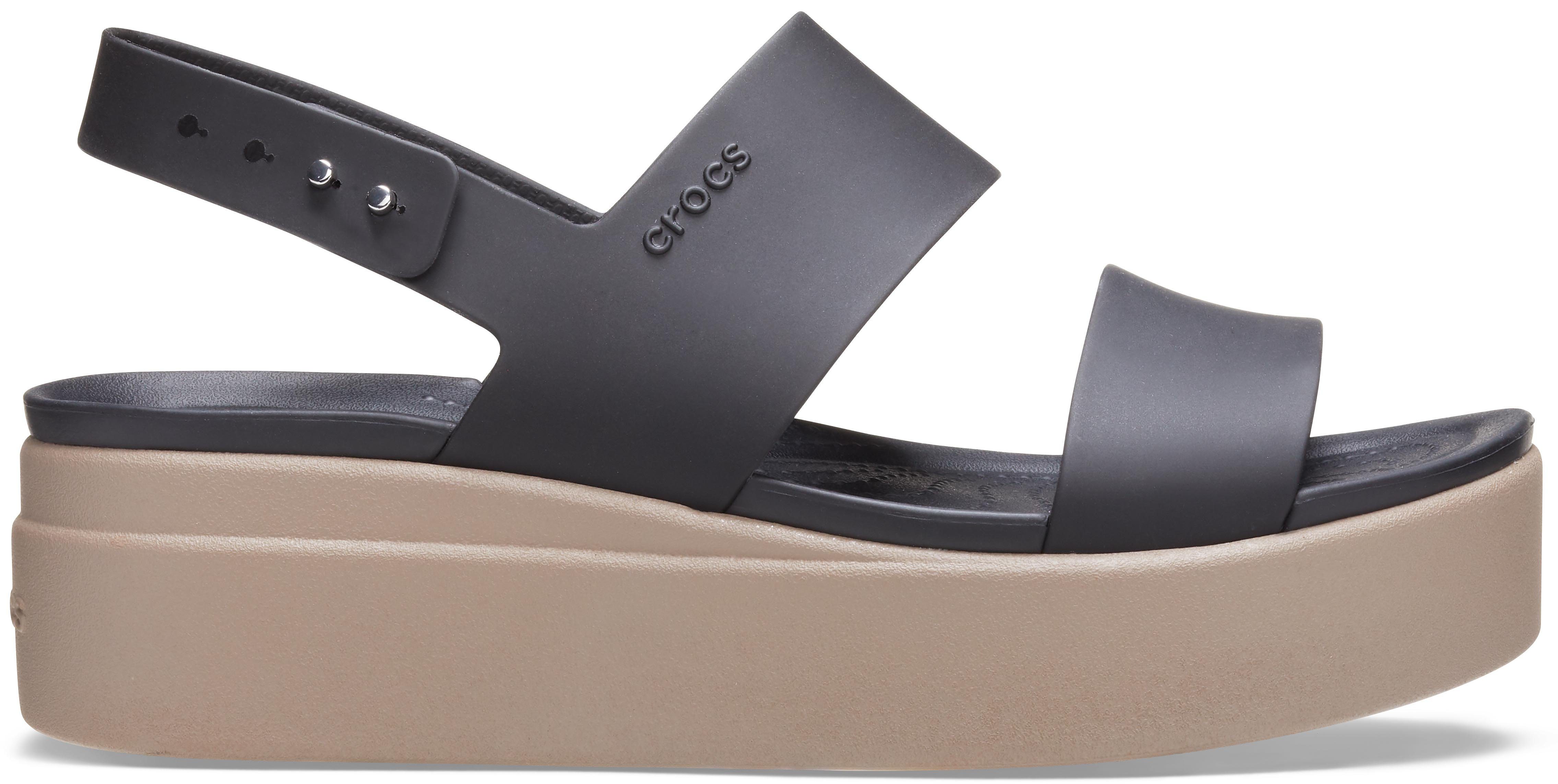 Crocs Sleehaksandaaltjes Brooklyn Low Wedge zomerschoen, sandaal, sleehak, met modieuze plateauzool