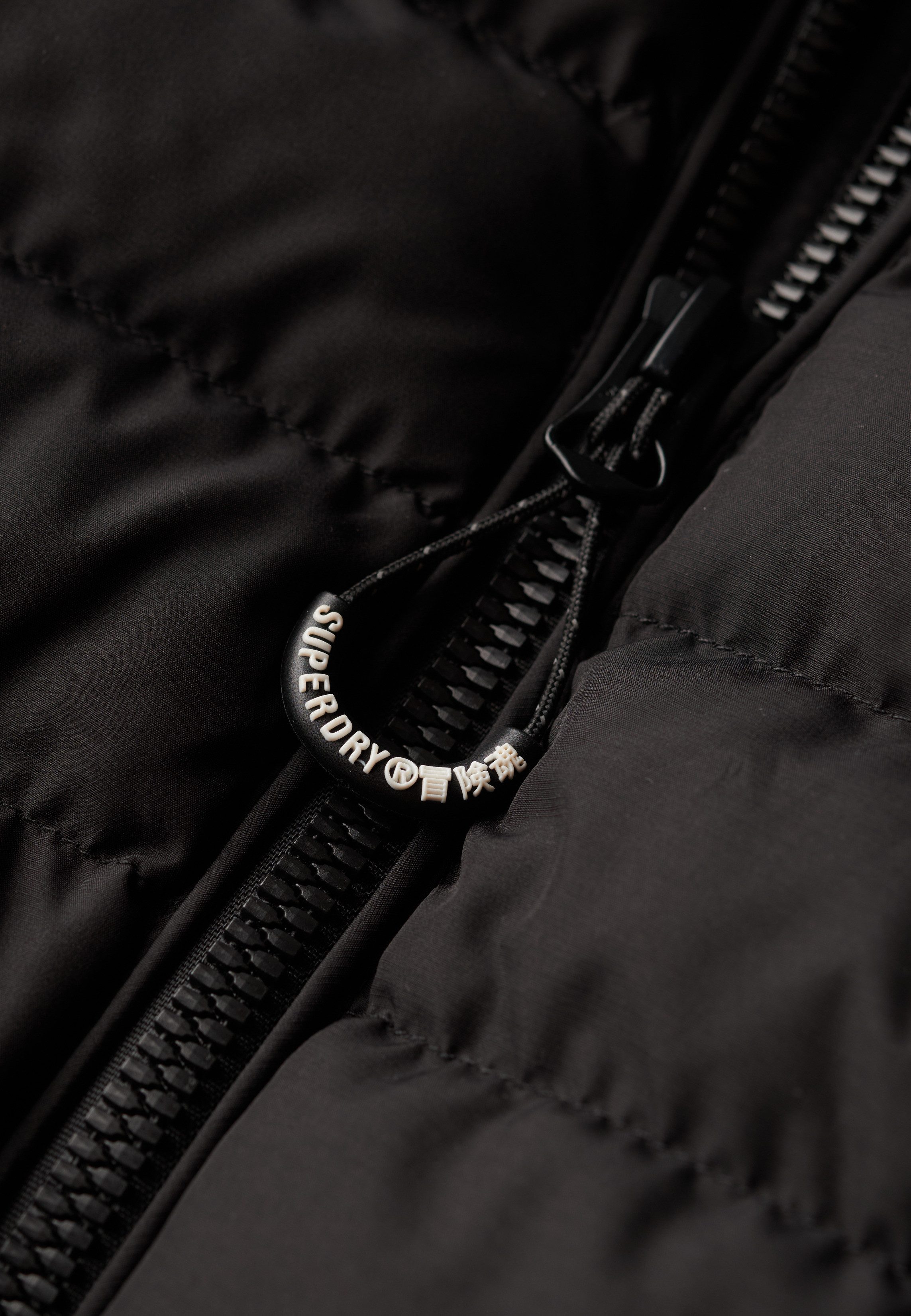 Superdry Gewatteerde jas HOODED FUJI PADDED JACKET