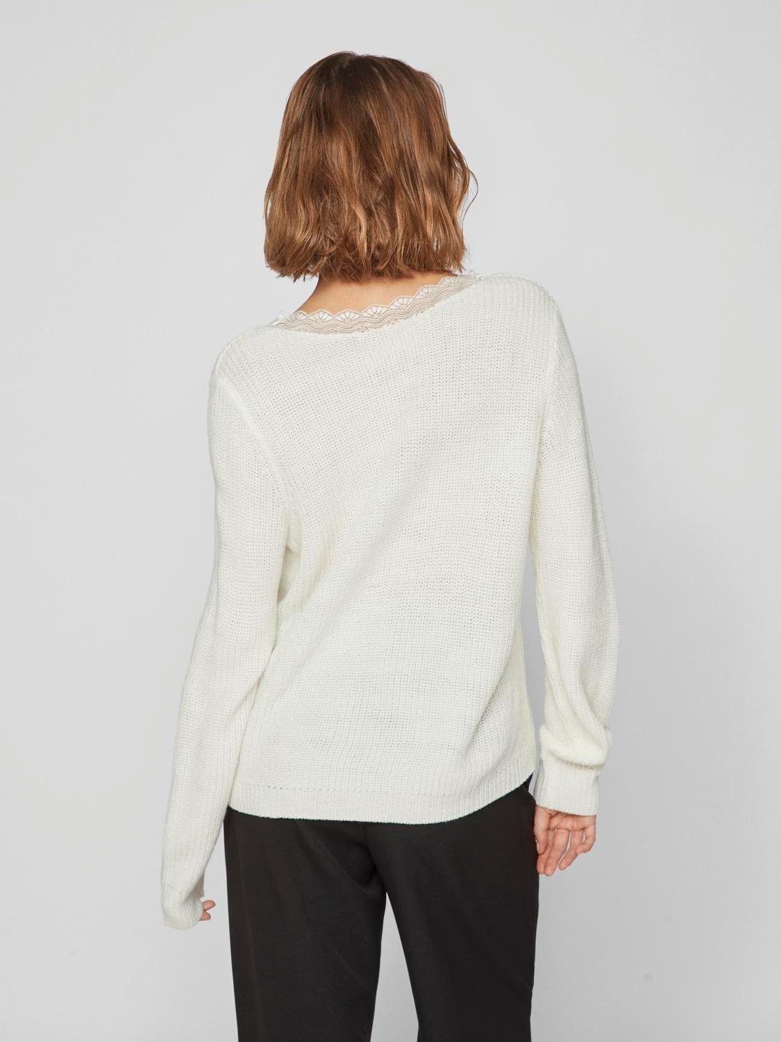 Vila Trui met V-hals VILOU REV V-NECK L/S LACE KNIT TOP -NOOS