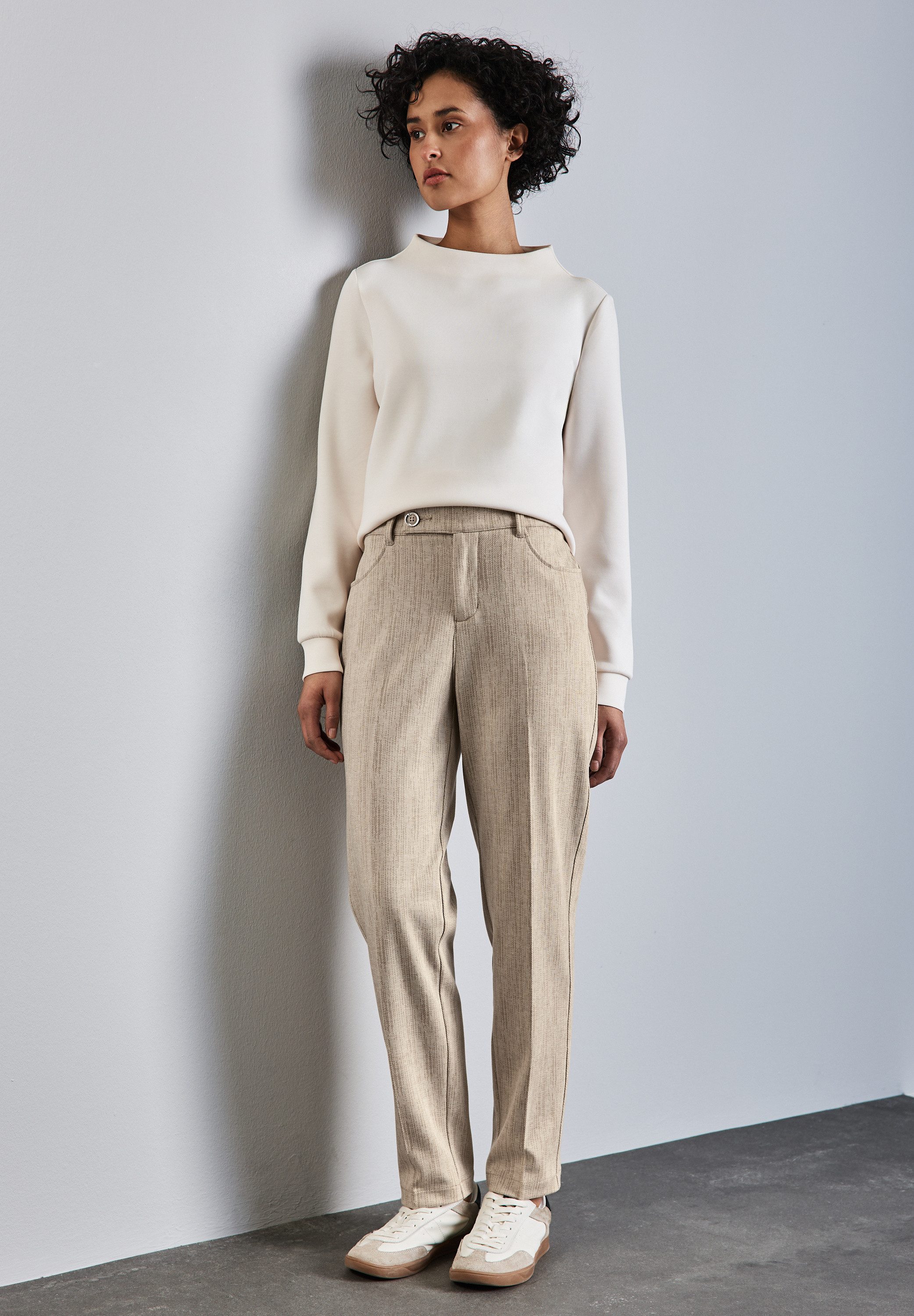 STREET ONE Chino met knoopdetail