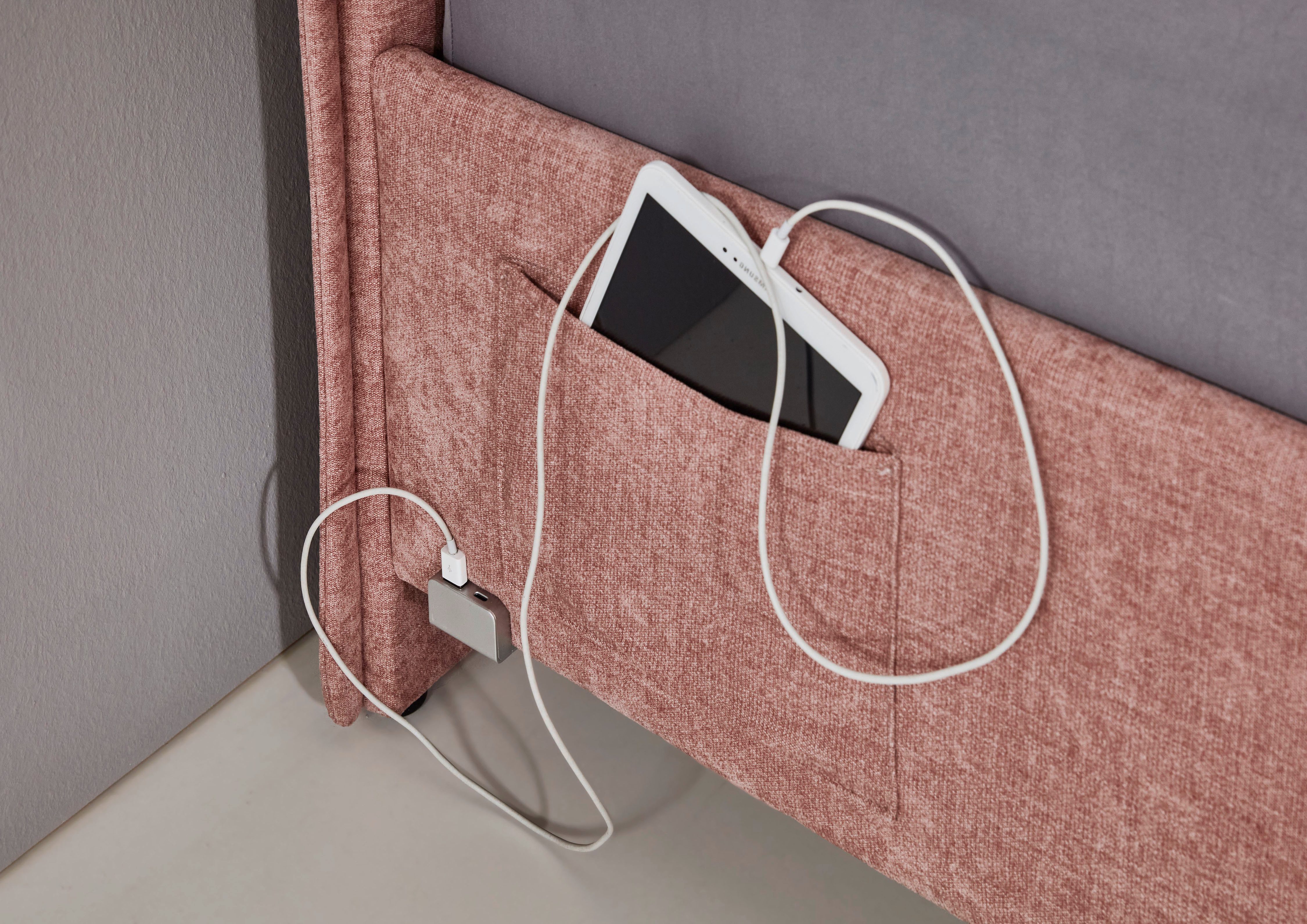meise.möbel Kinderledikant Fun Bekleed bed naar keuze met bedkist, tienerbed inclusief USB-aansluiting