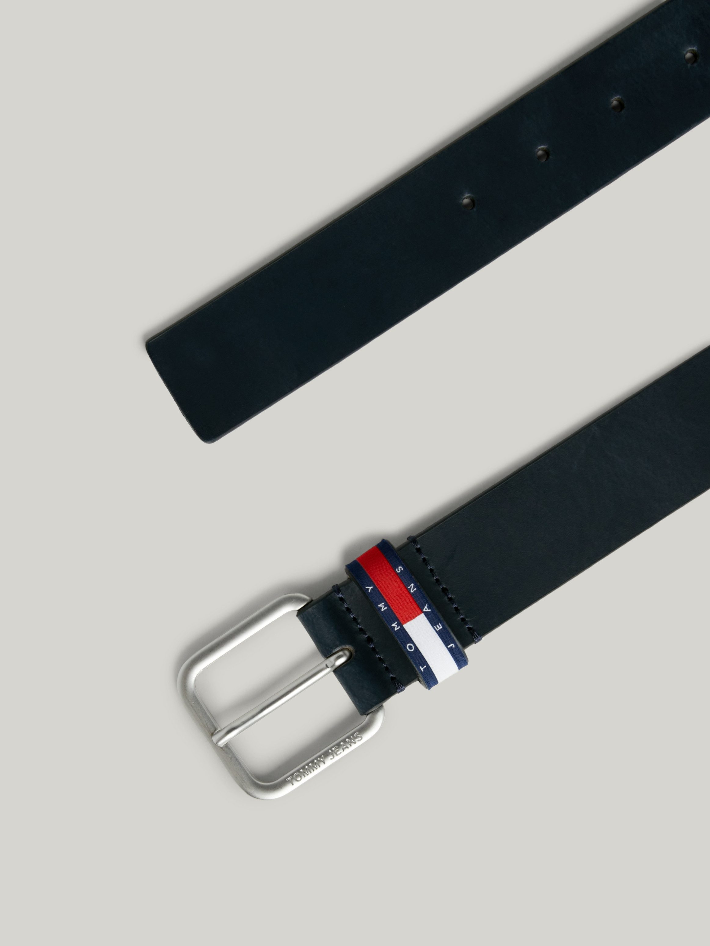 TOMMY JEANS Leren riem TJM RYAN 3.5 Lus met -badge