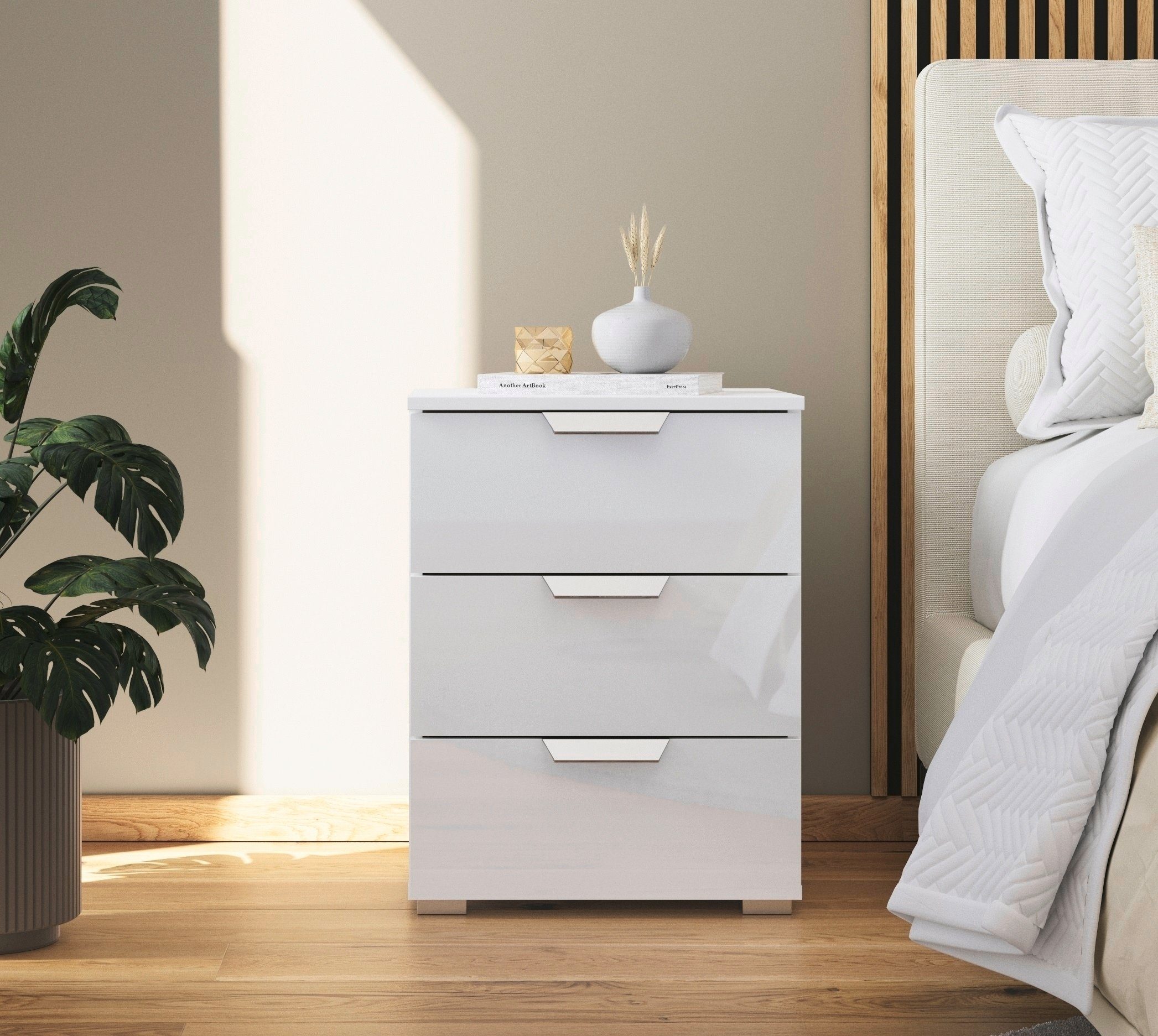 rauch Nachtkastje Glamour by Aditio met hoogglans front, 3 lades met softclose-functie