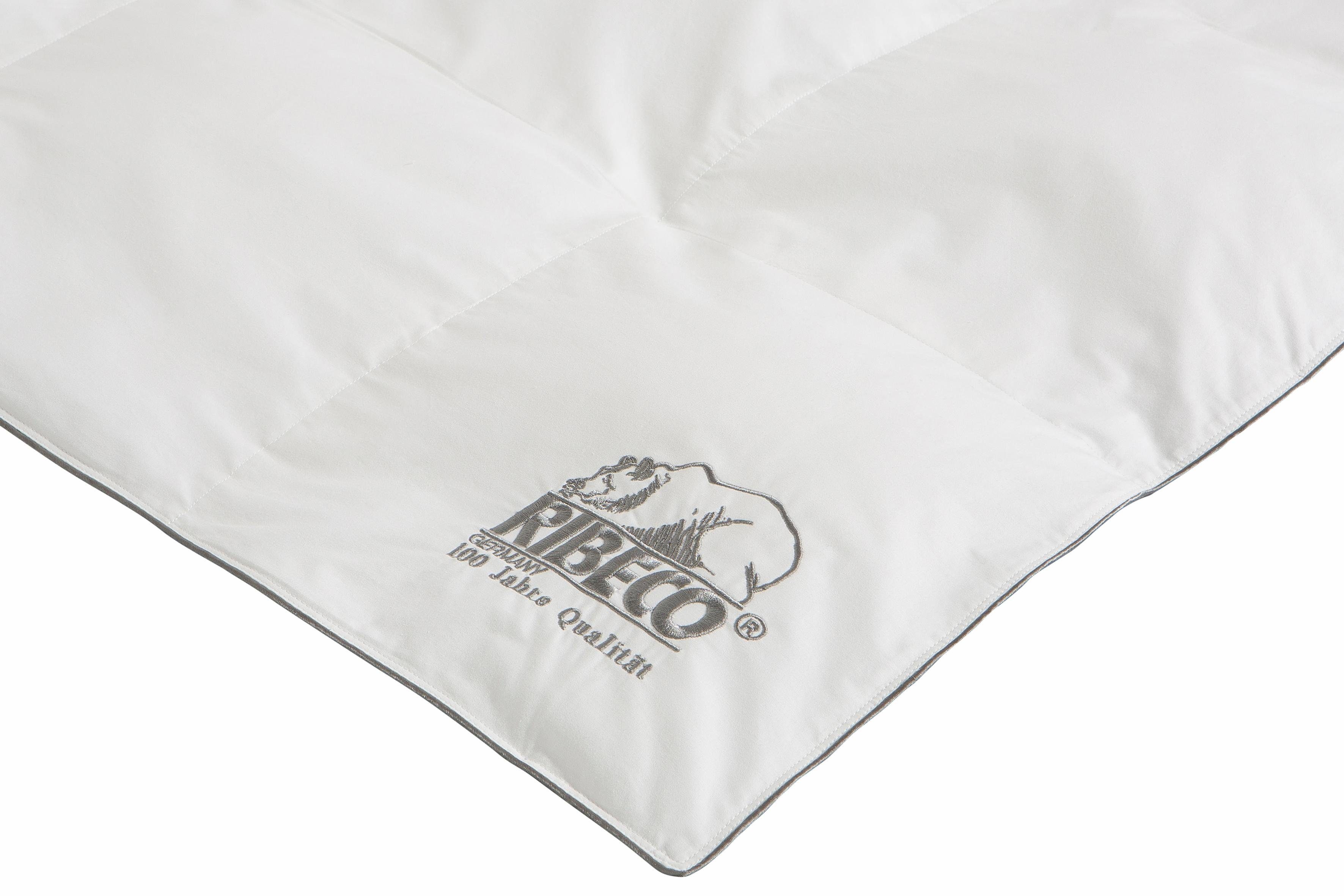 RIBECO Synthetisch dekbed Marie Dekbed 135x200 cm en andere maten. Warm