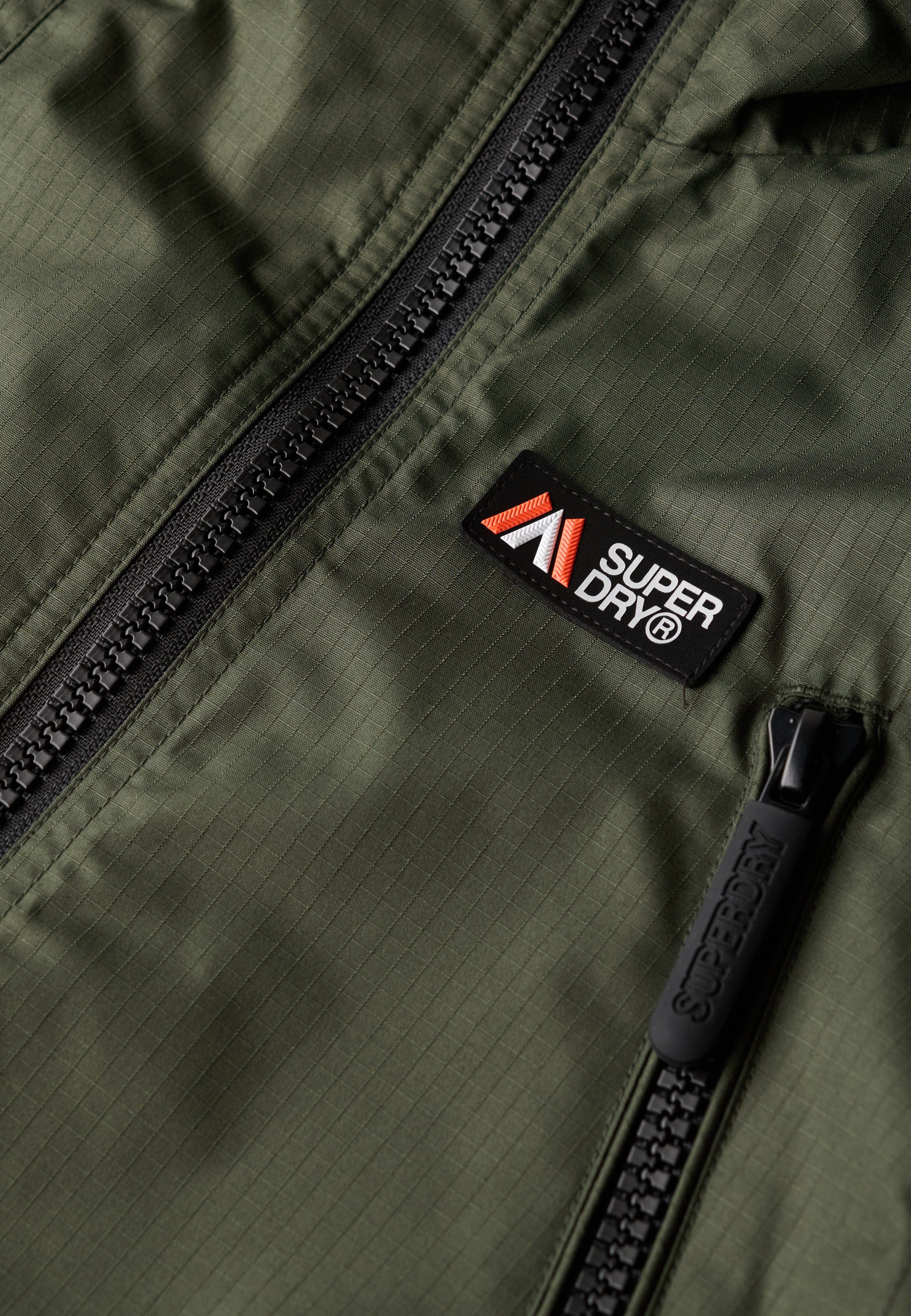 Superdry Outdoorjack HOODED MTN WINDBREAKER JACKET
