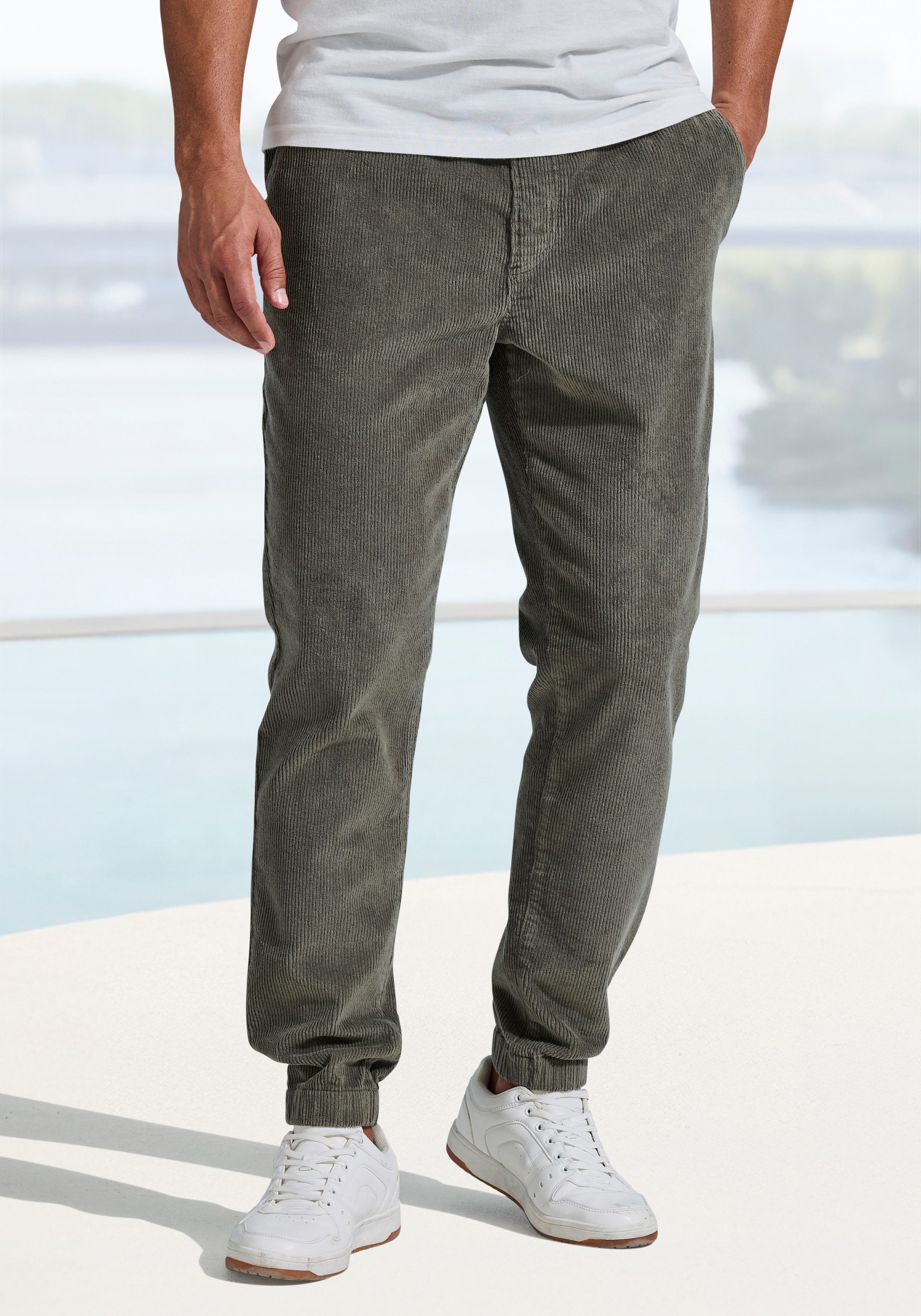 John Devin Joggingbroek - elastische corduroy broek in Jogg Pants stijl