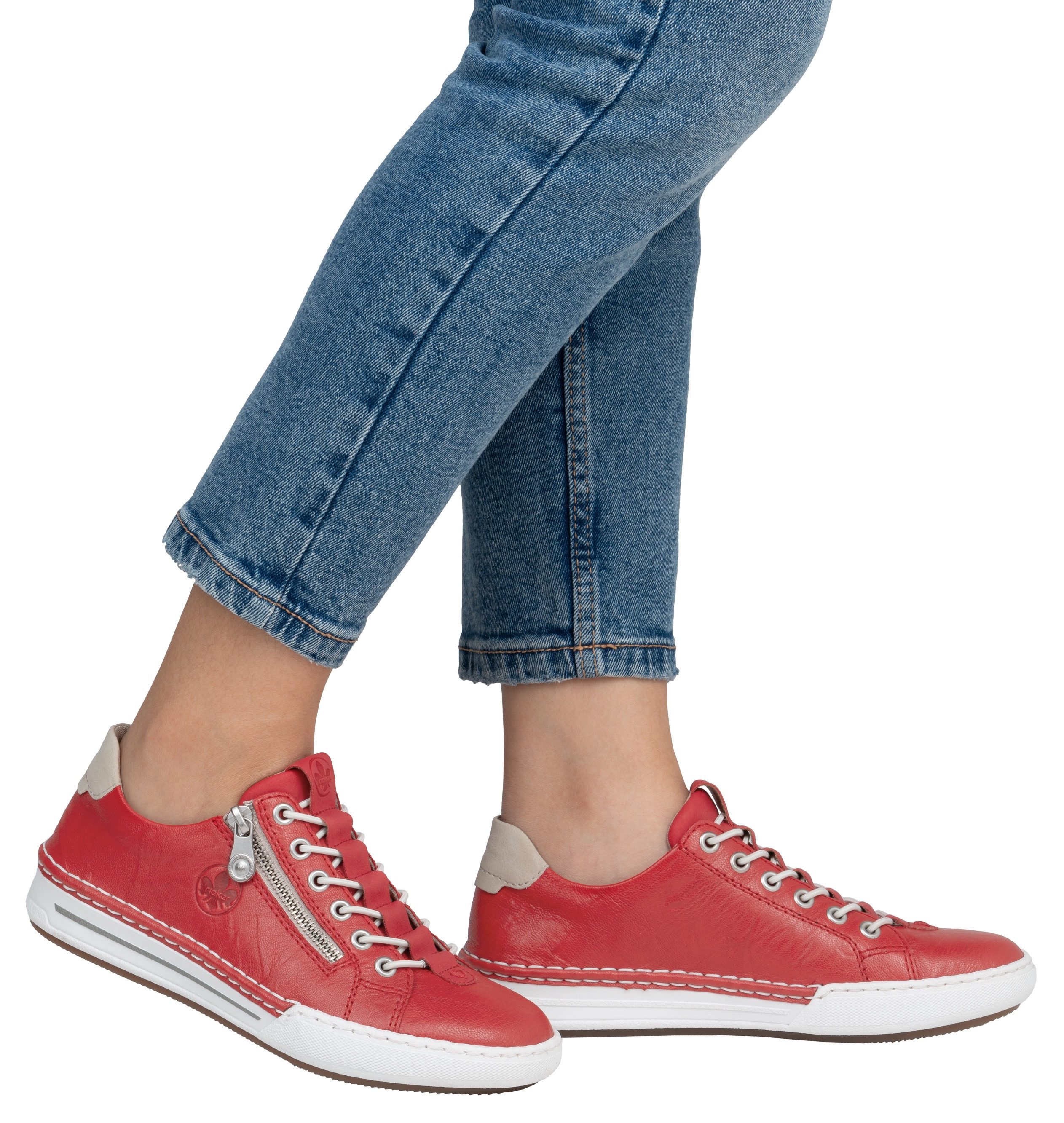 Rieker Slip-on sneakers , slippers, instapschoen, lage schoen, vrijetijdsschoen in smalle vorm