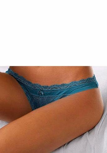 Lascana String Premium Dessous van delicate kant met fijne decoratieve strik en accessoire