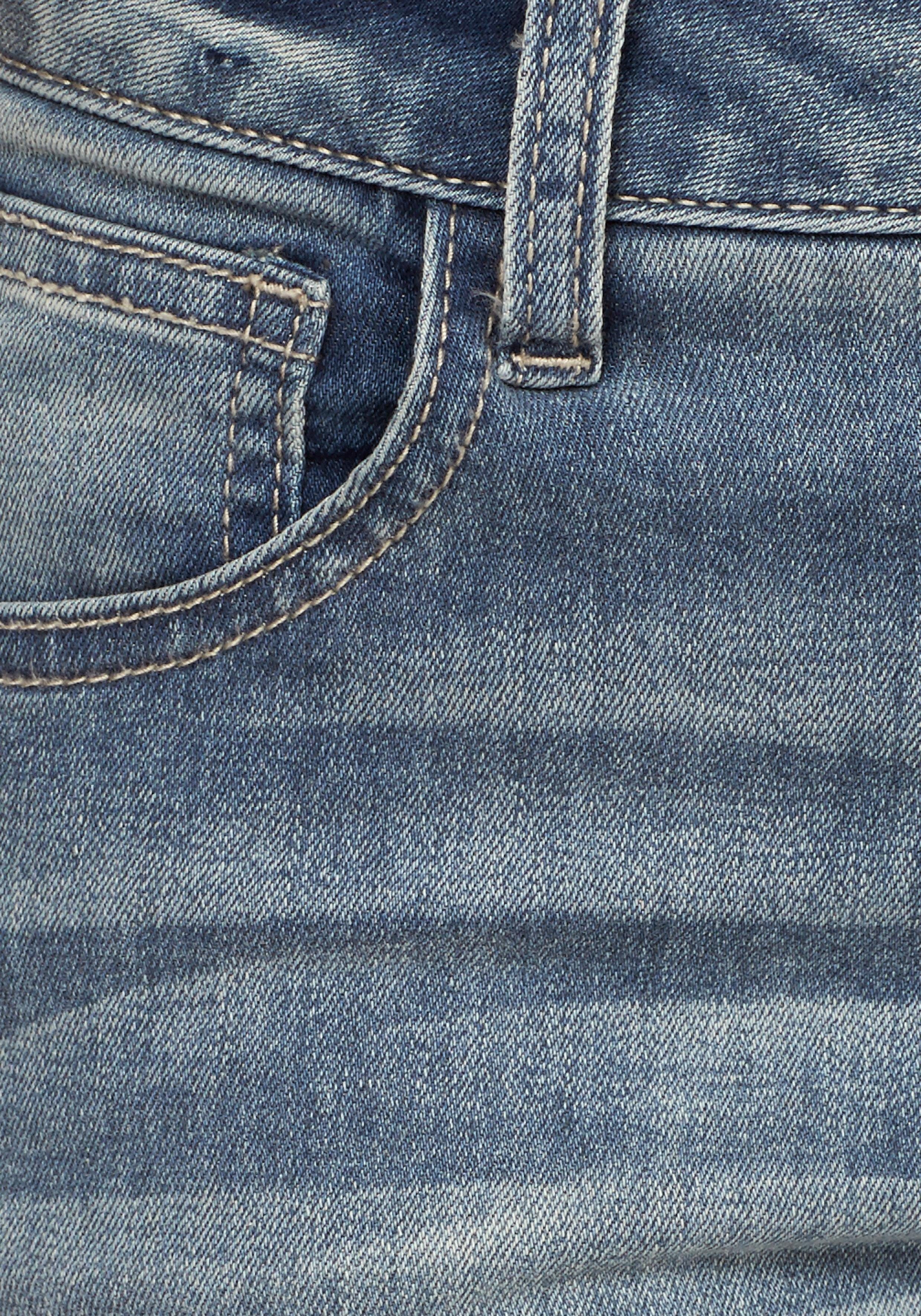 Arizona Skinny fit jeans Ultra Stretch extra-strakke been verloop, normale taille, met steekzakken