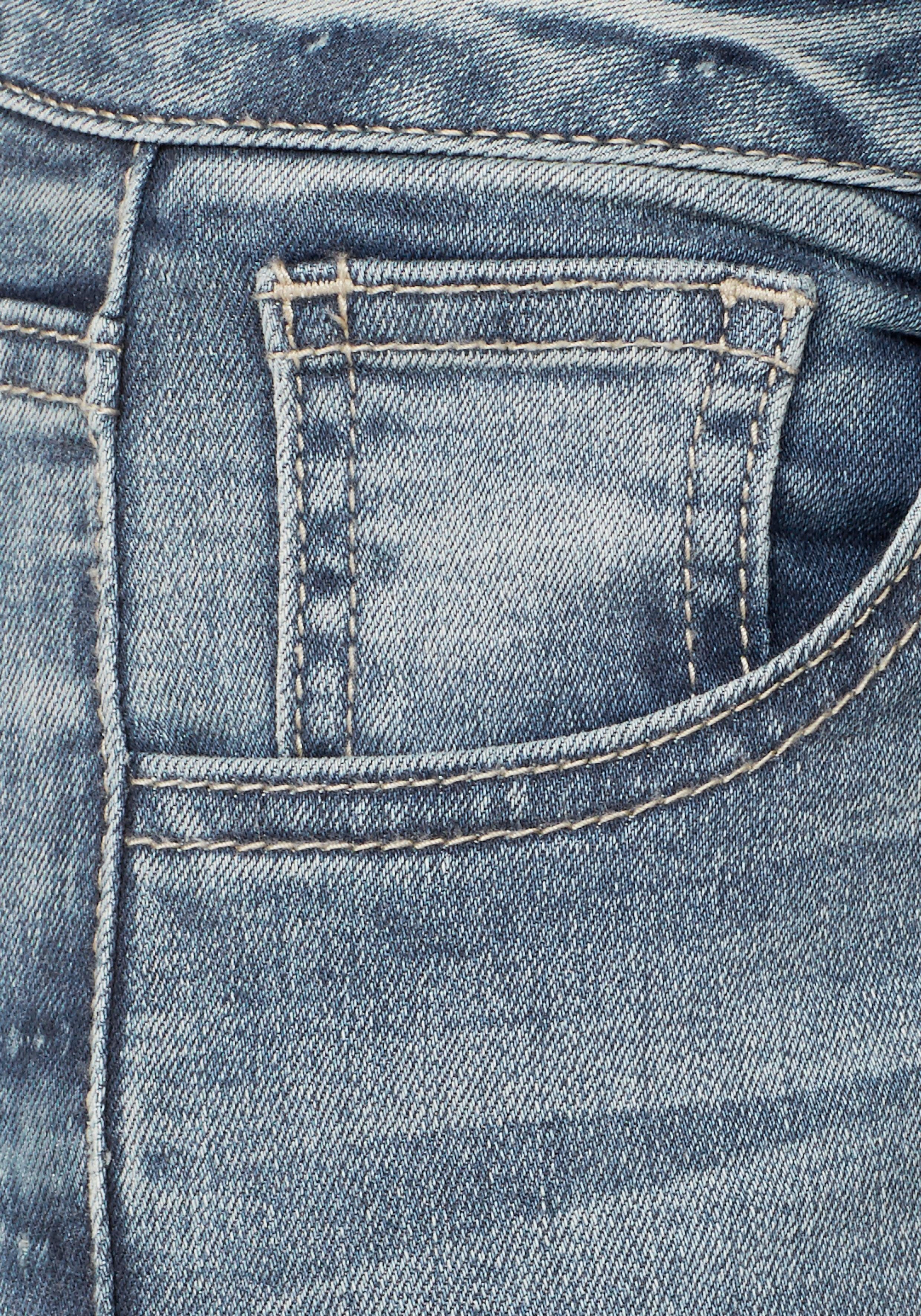 Arizona Capri jeans Ultra Stretch extra-strakke snit, modieuze beenafsluiting met split