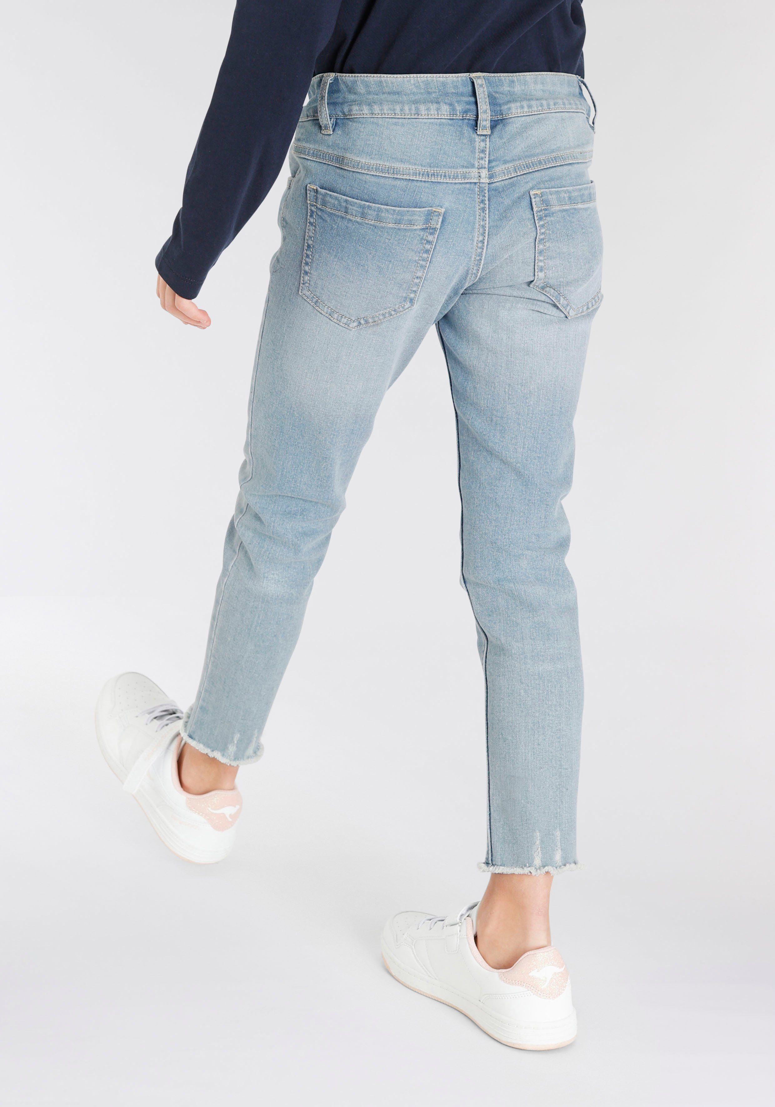 KangaROOS 7/8 jeans Stretch jeans with logo embroidery smalle pasvorm, gesneden rand, lage taille