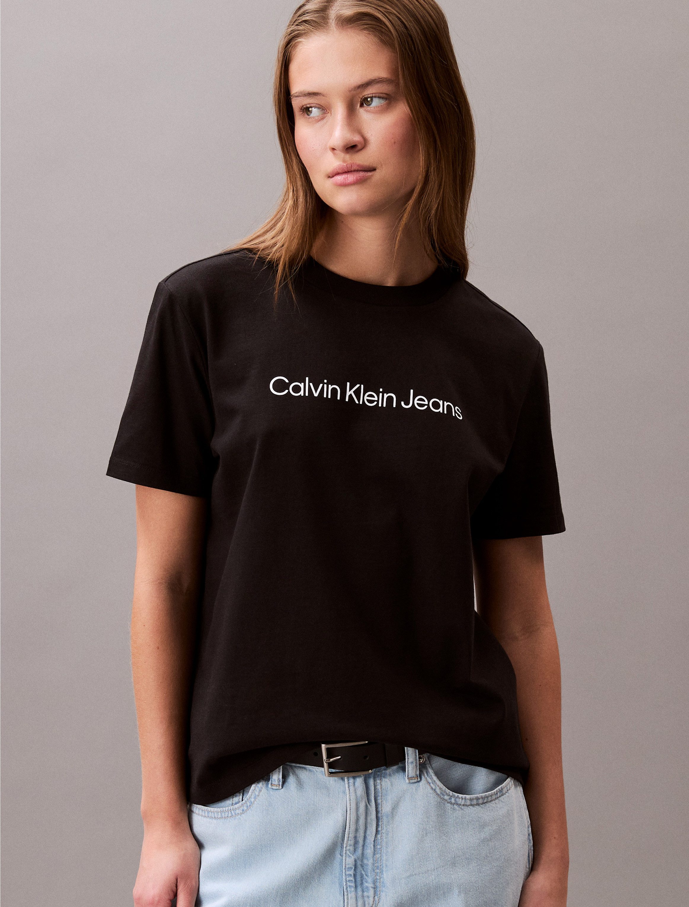 Calvin Klein T-shirt A- INST. LOGO CLASSIC TEE SS