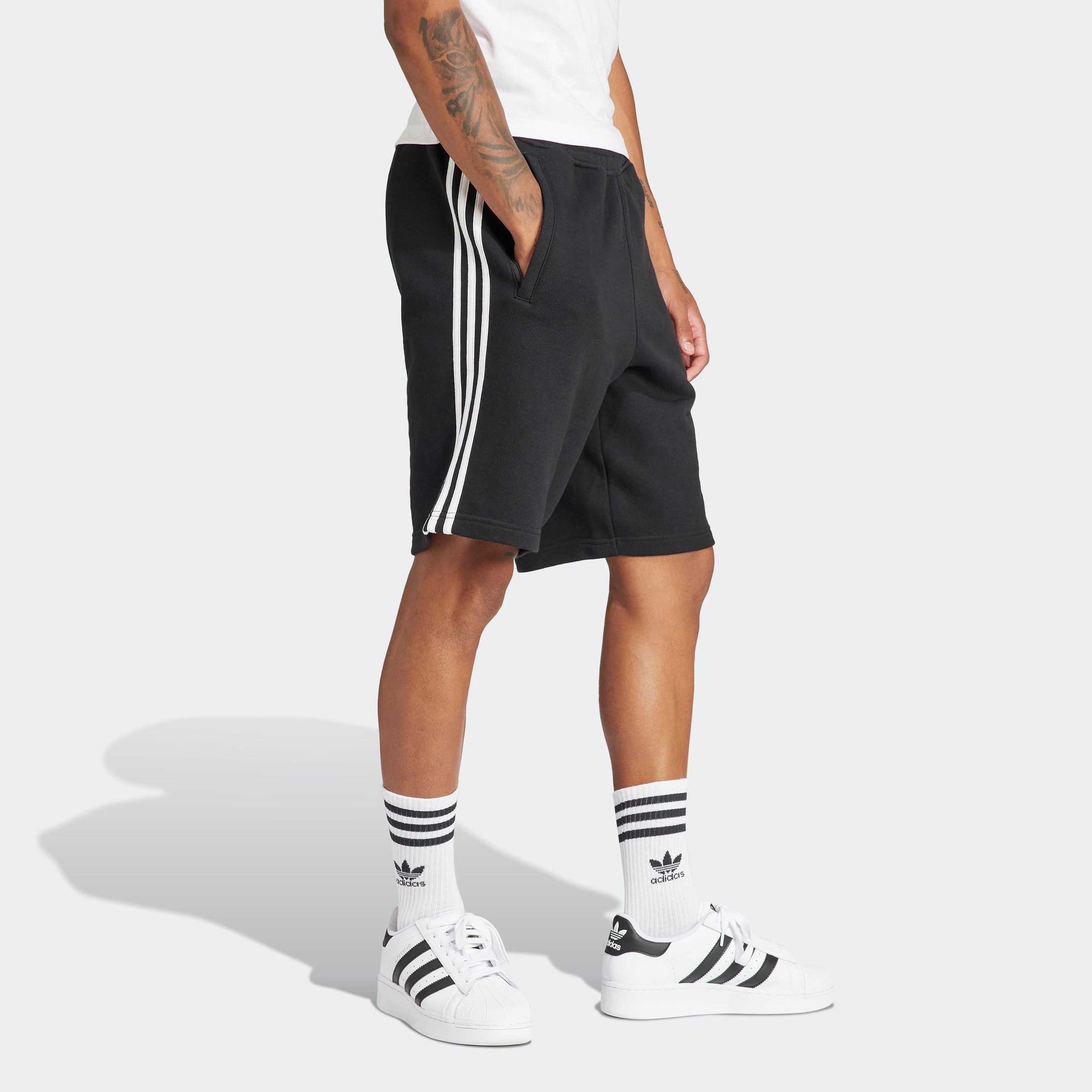 adidas Originals Short 3-STRIPE SHORT Drie-strepen sweat shorts van zacht french terry materiaal (1-delig)