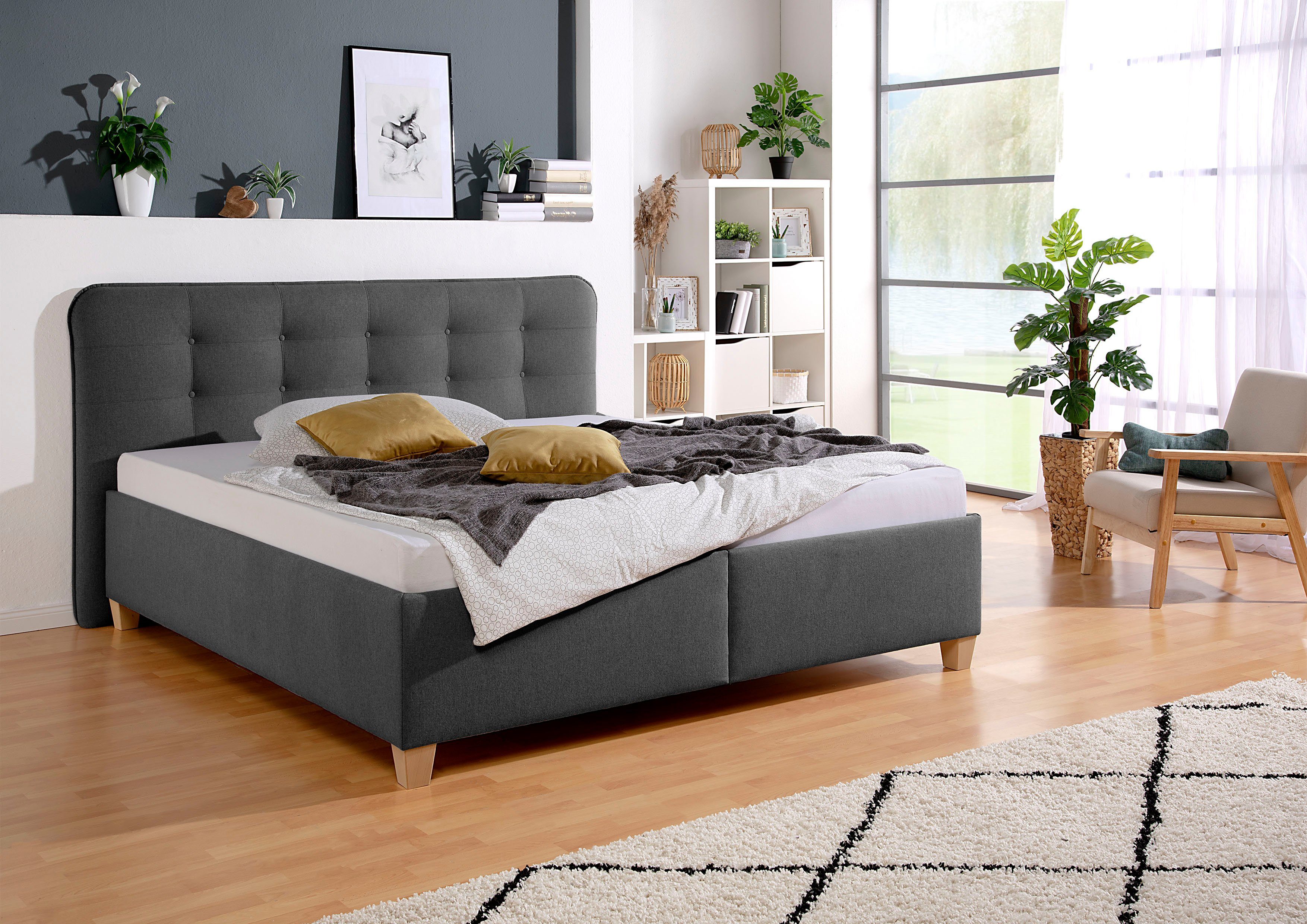 Maintal Gestoffeerd bed inclusief bedkist