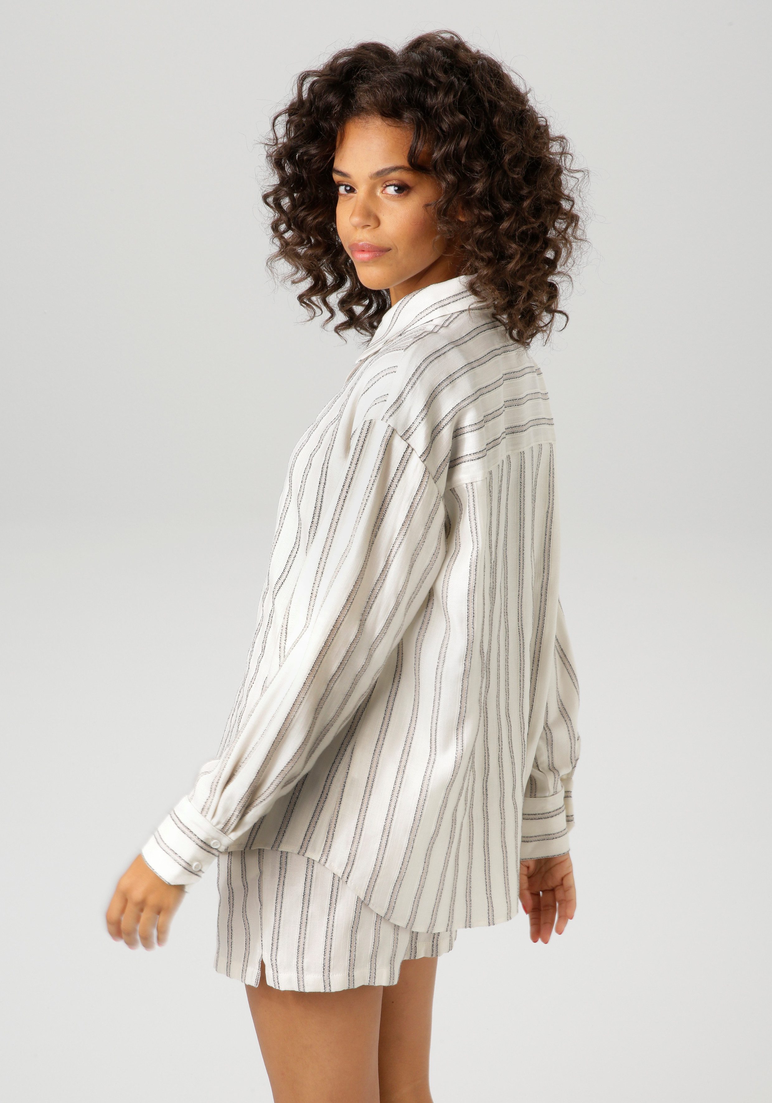 Aniston CASUAL Overhemdblouse met glinsterende draden versierde strepen - nieuwe collectie