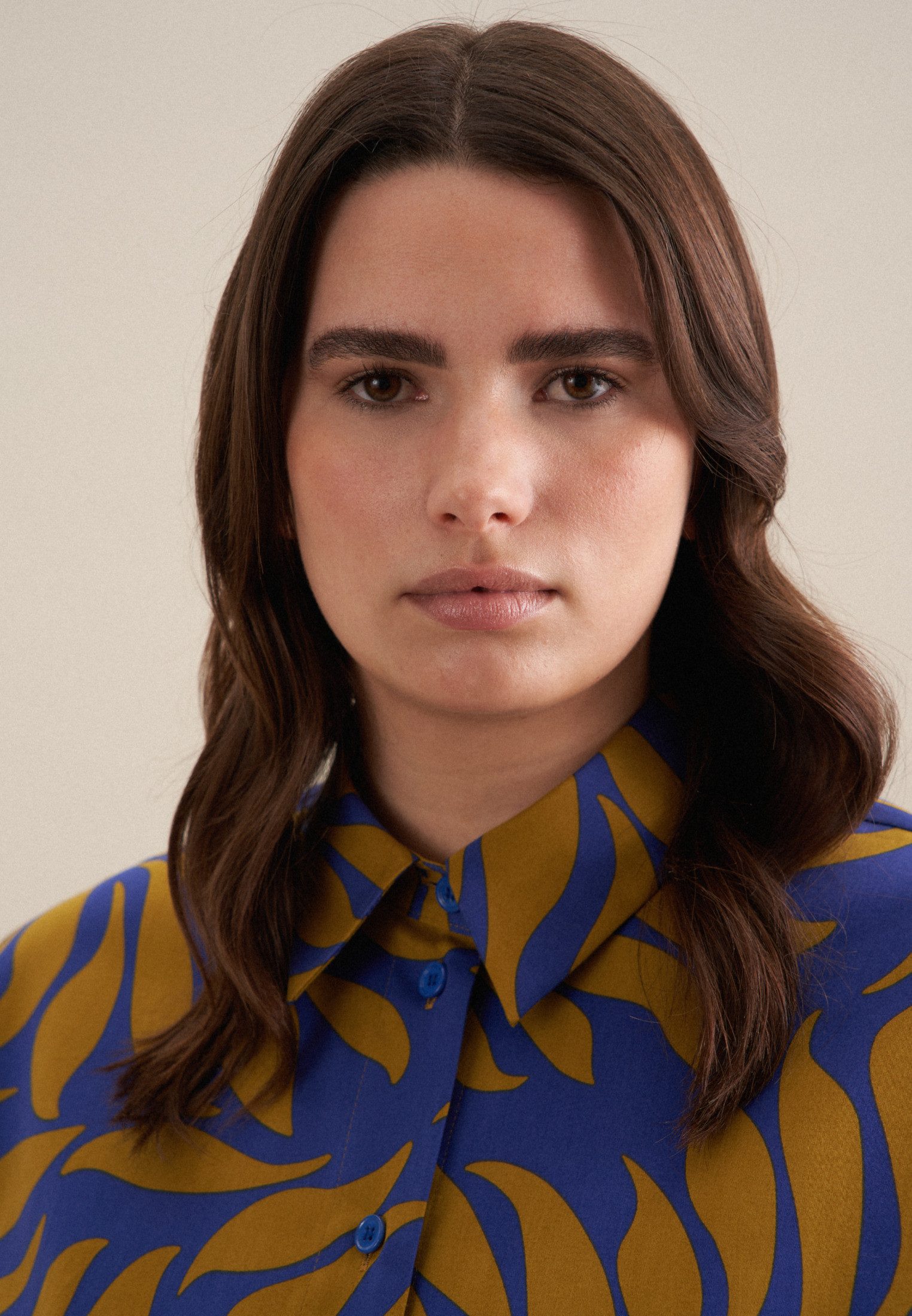 seidensticker Overhemdblouse Zwarte roos Lange mouwen kraag print
