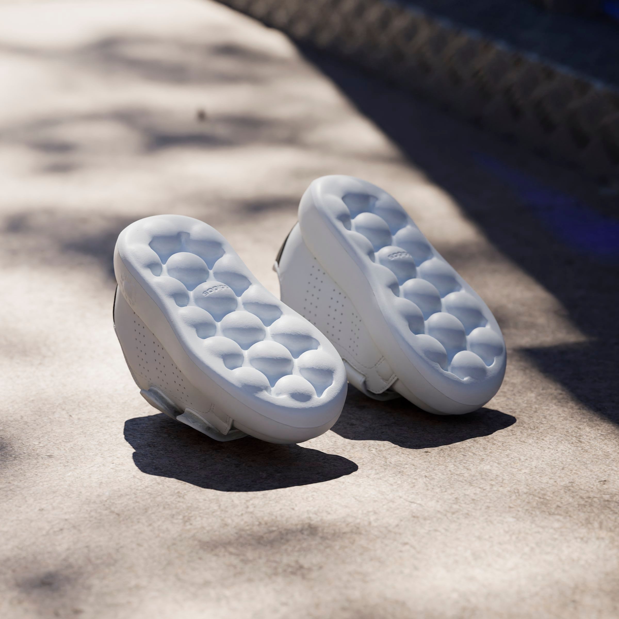 adidas Sportswear Klittenbandschoenen ADVANTAGE KIDS Ontwerp geïnspireerd door de adidas Stan Smith, voor kinderen