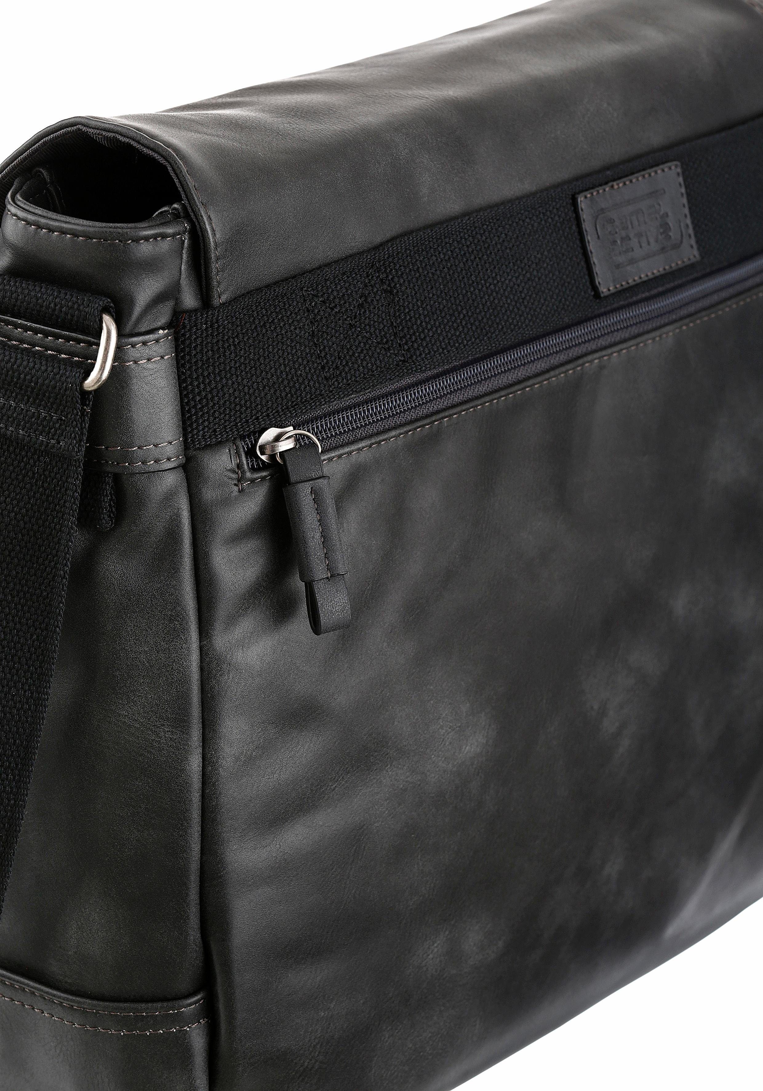camel active Messenger Bag Laos functionele metgezel met sportieve details, ideaal voor dagelijks gebruik