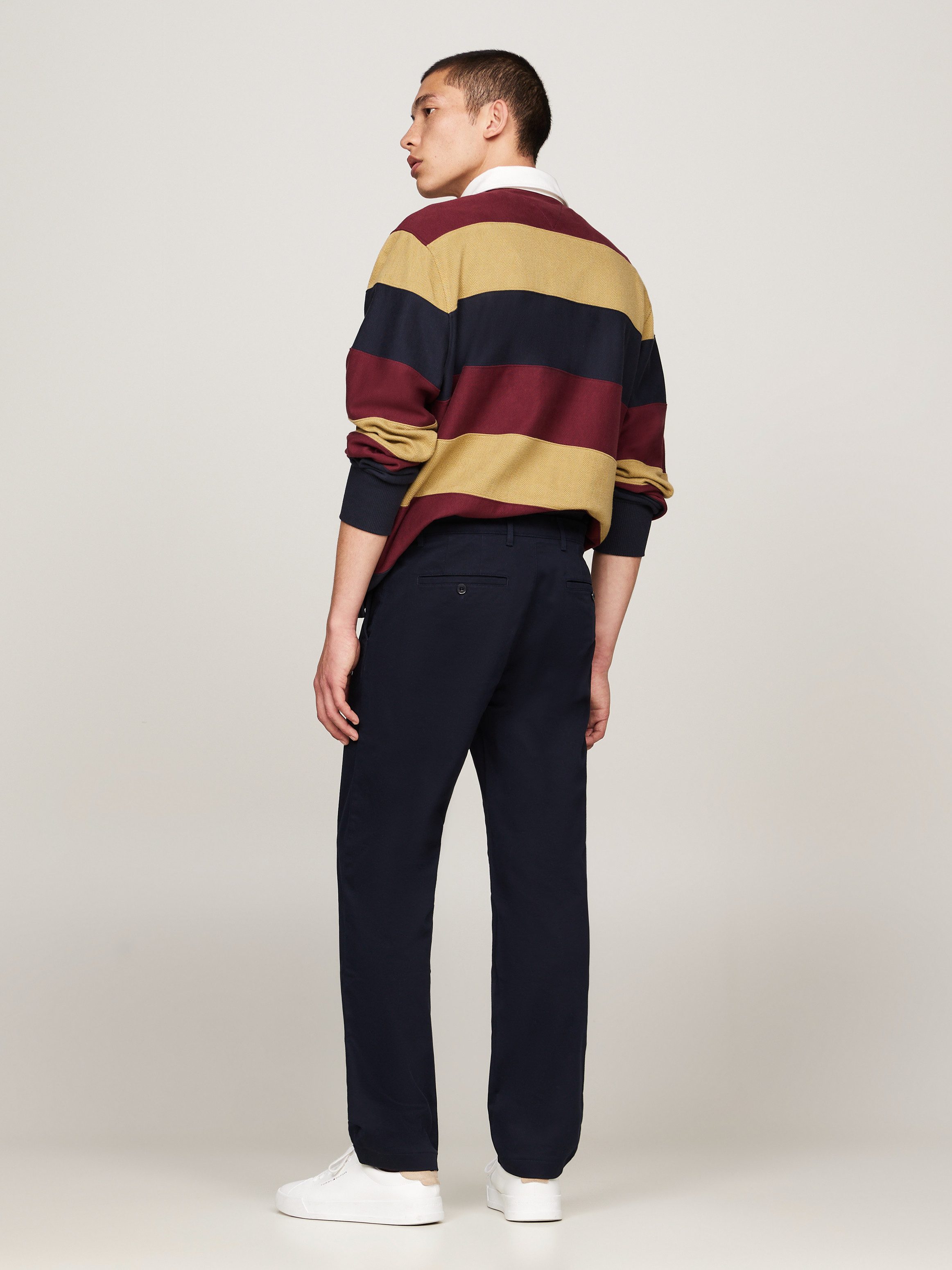 Tommy Hilfiger Chino DENTON CHINO SATIN met achterzakken met knoop logo-borduursel
