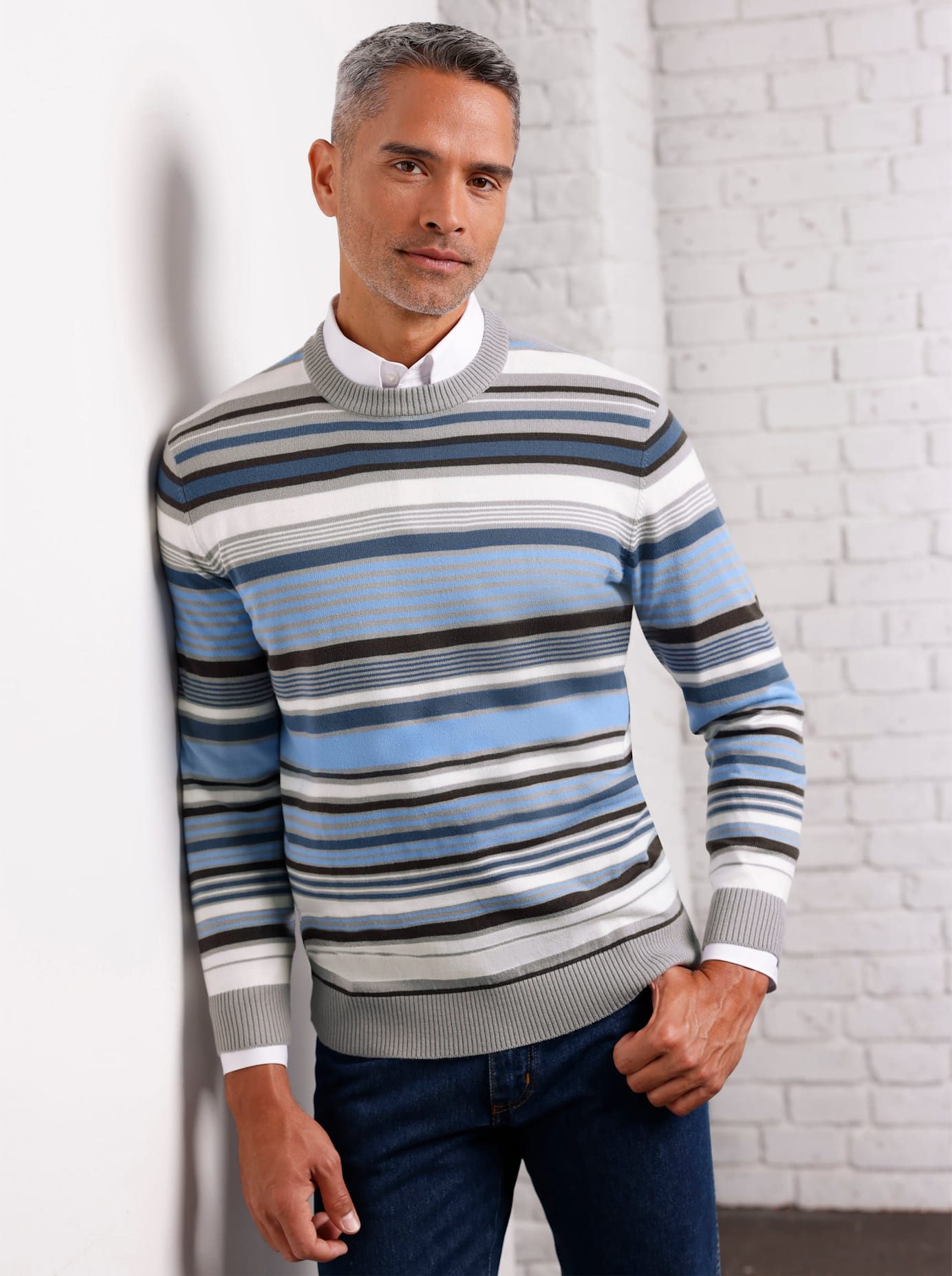 Classic Trui met ronde hals heren pullovers maat 46 grijs