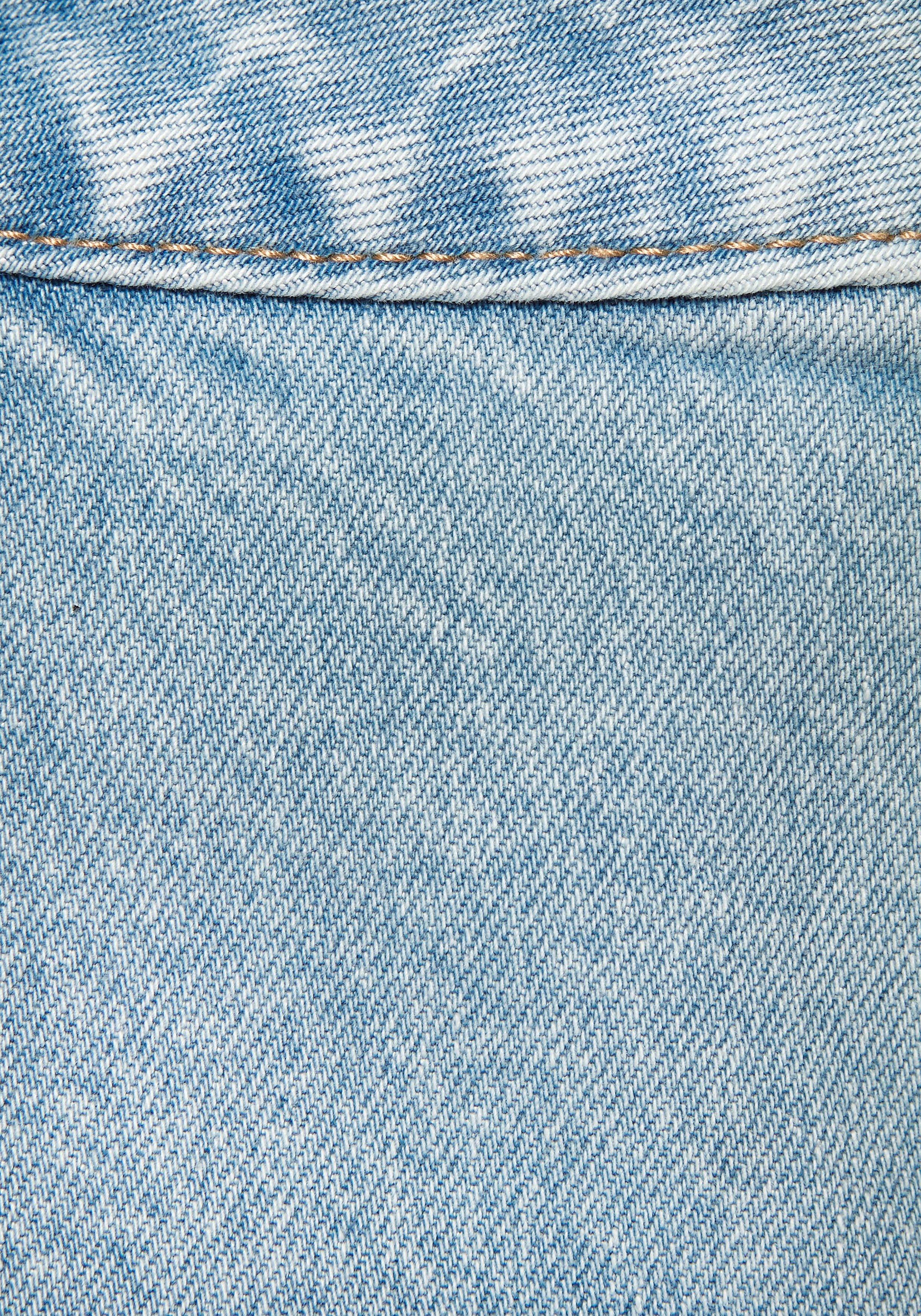 Lascana Mom jeans met hoge taille. elastische denimstof