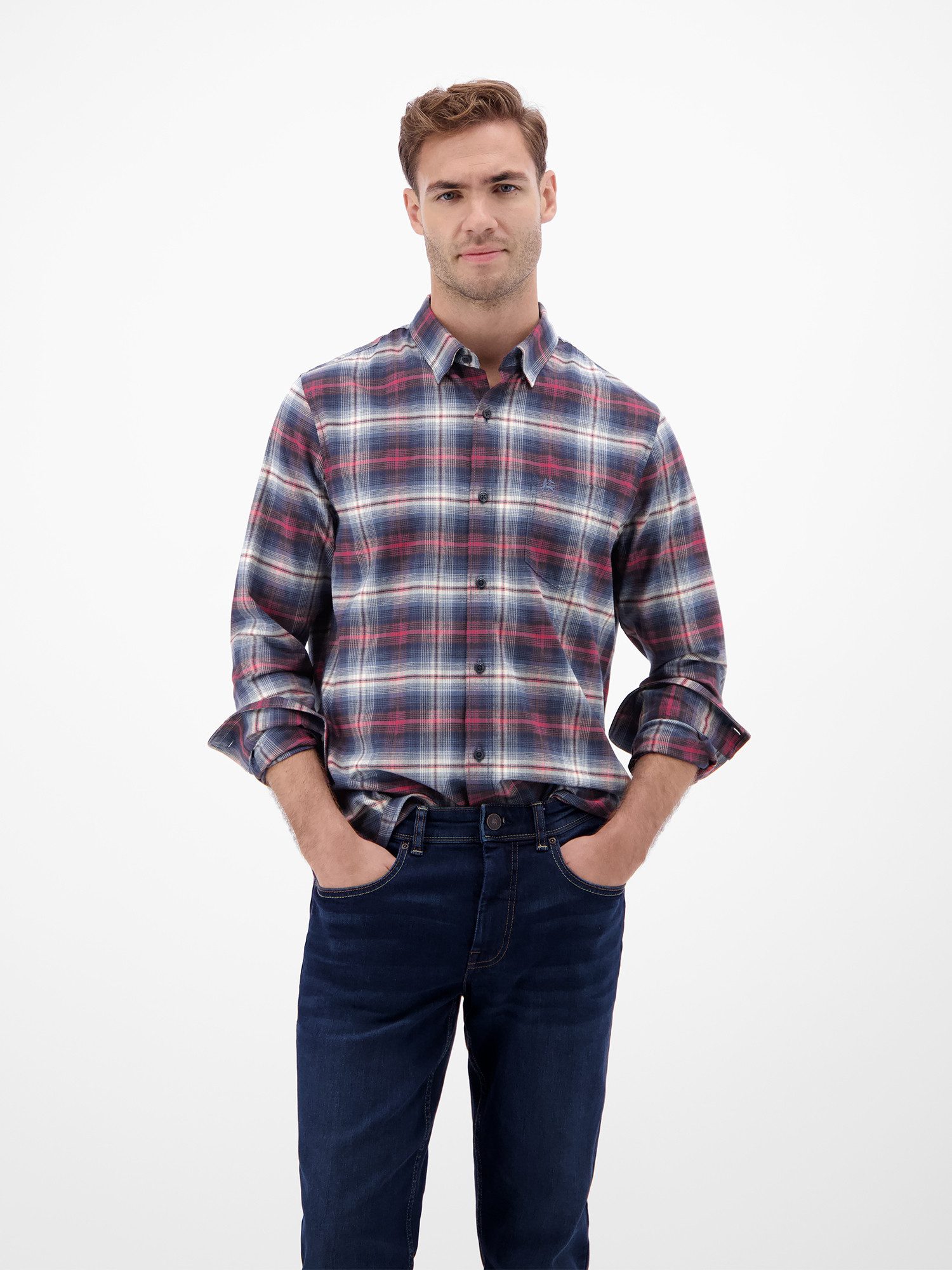 Lerros Flanellen overhemd LERROS Heren flanellen overhemd - Klassiek. Cool. Combineerbaar.