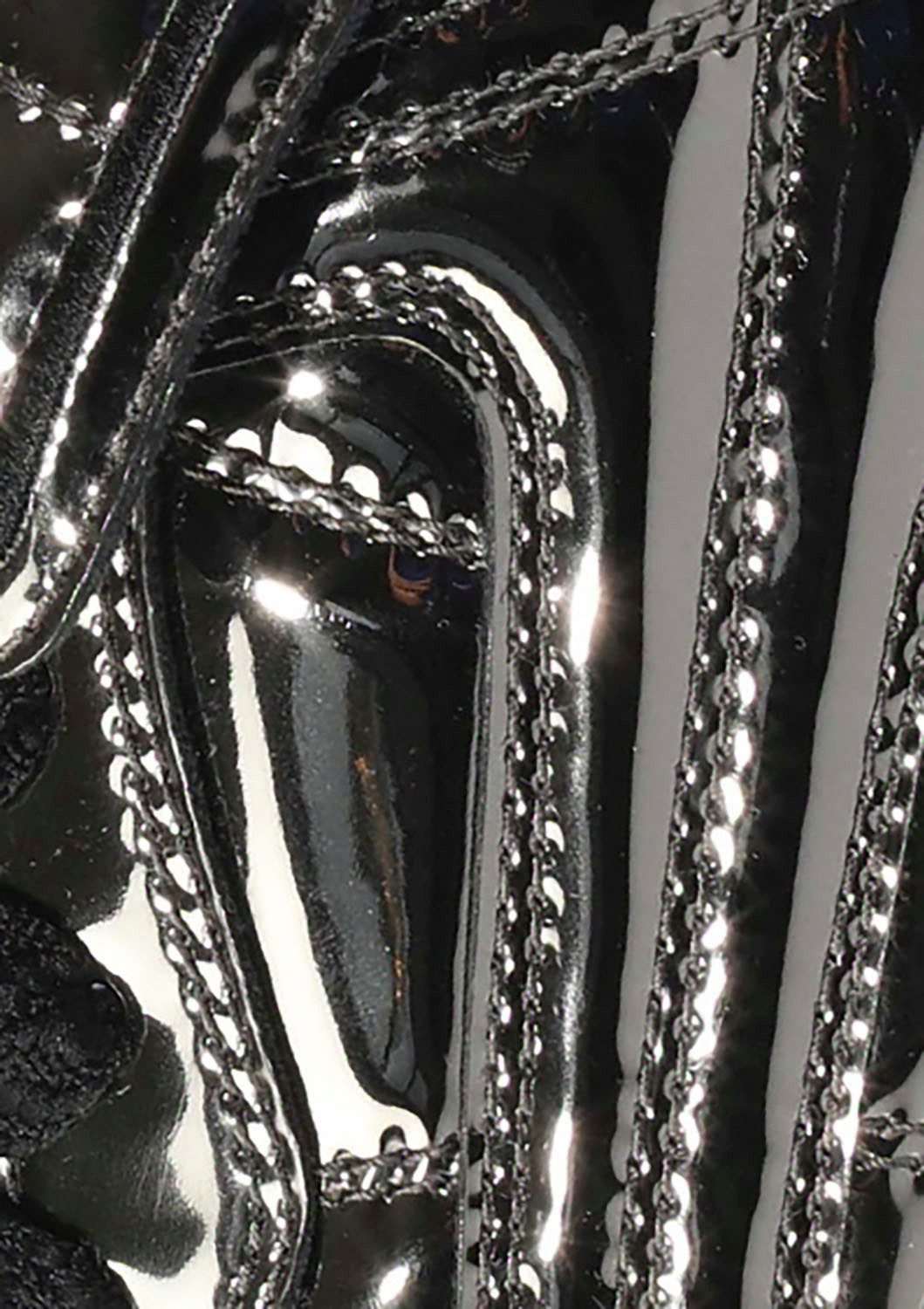 Buffalo Plateausneakers LIBERTY SOCCER vegan veterschoenen, lage schoen, vrijetijdssneaker in metallic-look