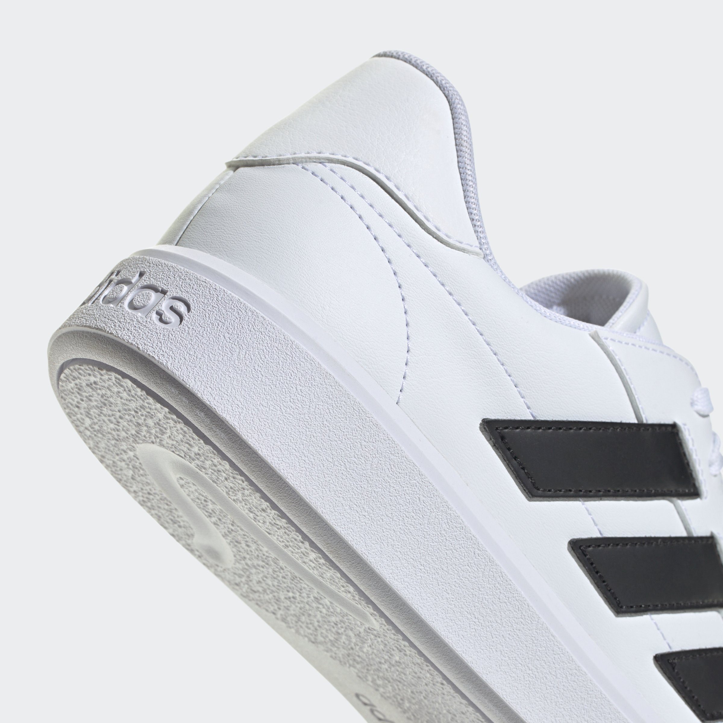 adidas Sportswear Sneakers COURTBLOCK