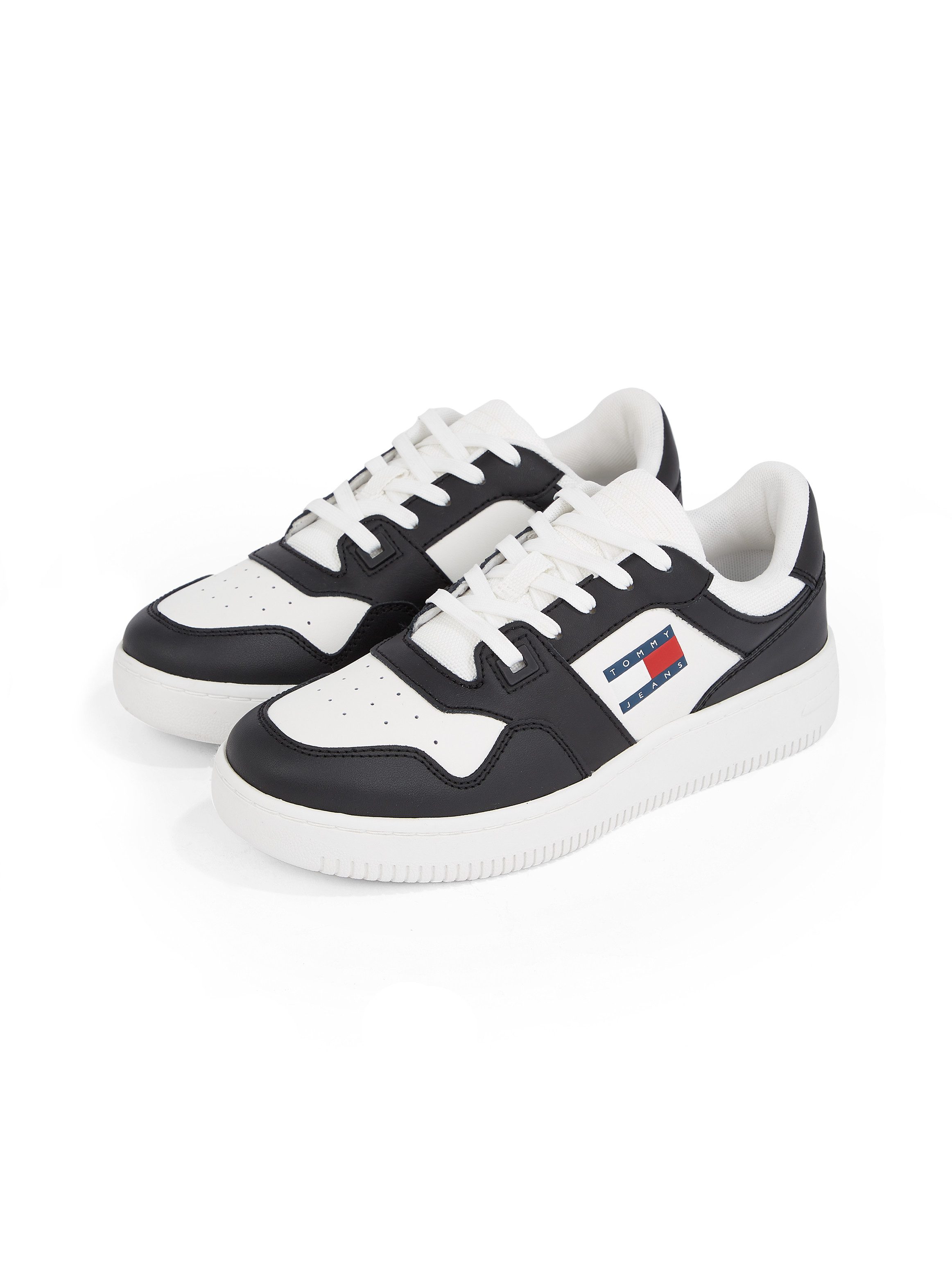 TOMMY JEANS Plateausneakers TJW RETRO BASKET ESS vrijetijdsschoen, lage schoen, veterschoen met zijlogo-vlag