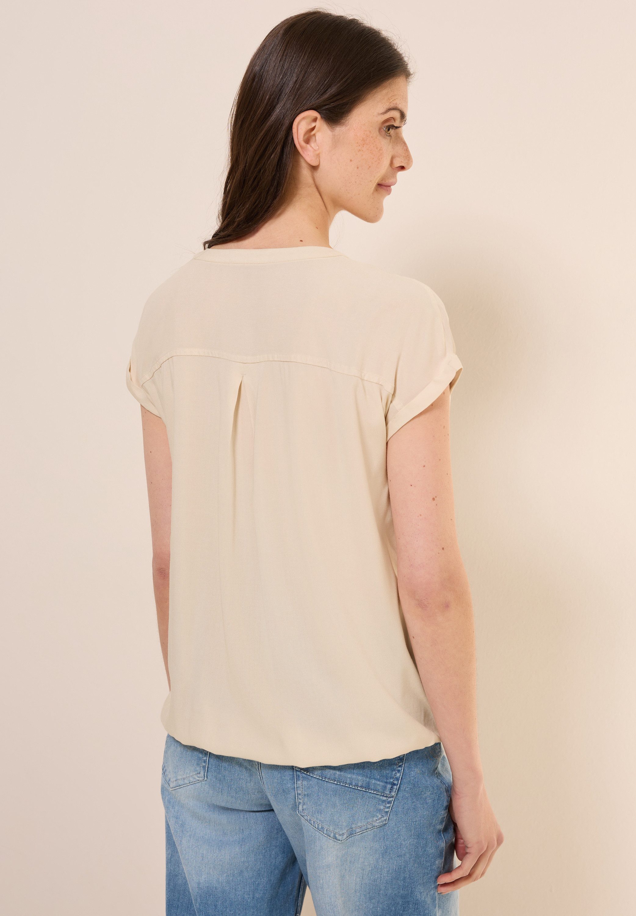 Cecil Blouse met korte mouwen met gesplitste halslijn en knoopsluiting